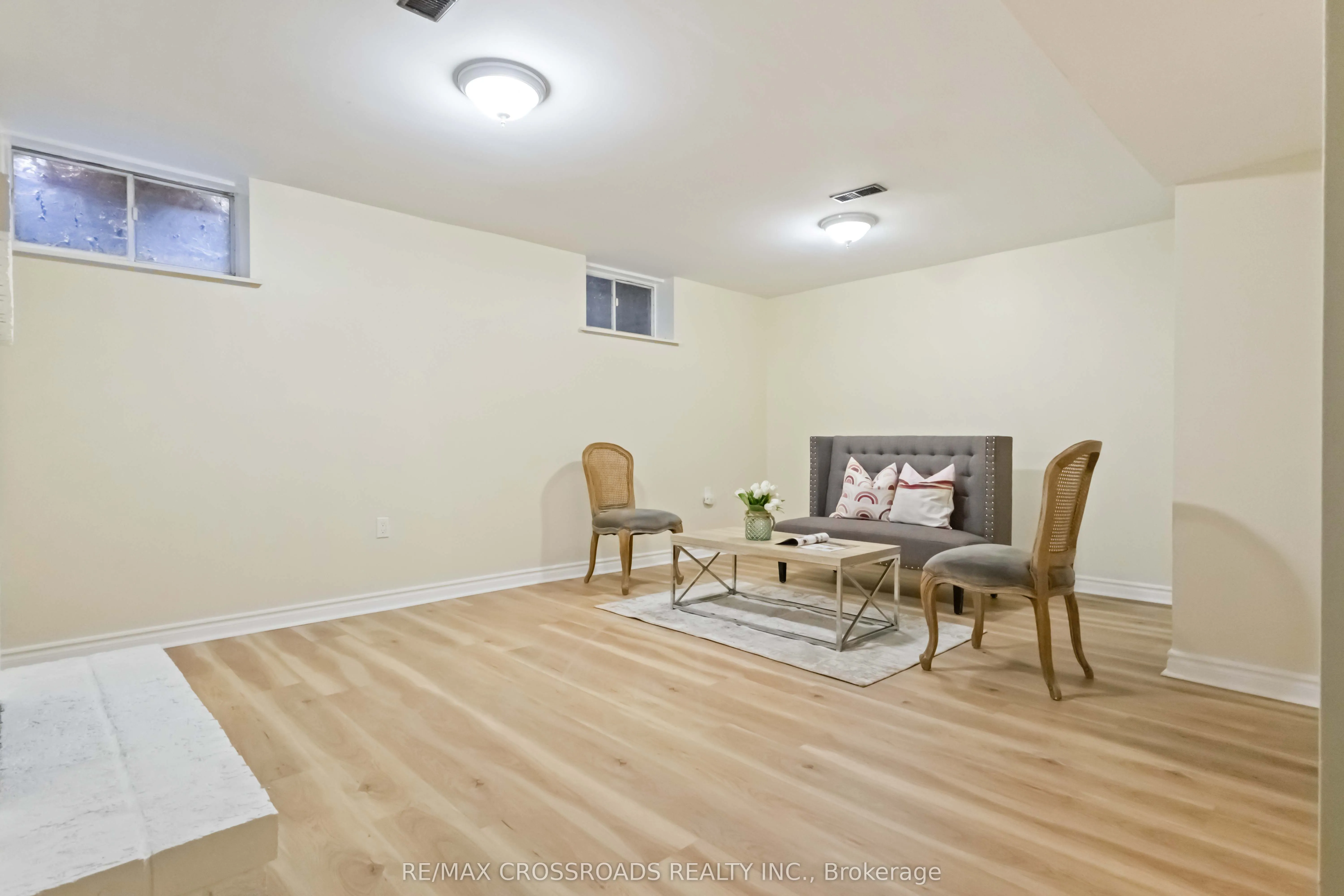 3 Bowater Drive