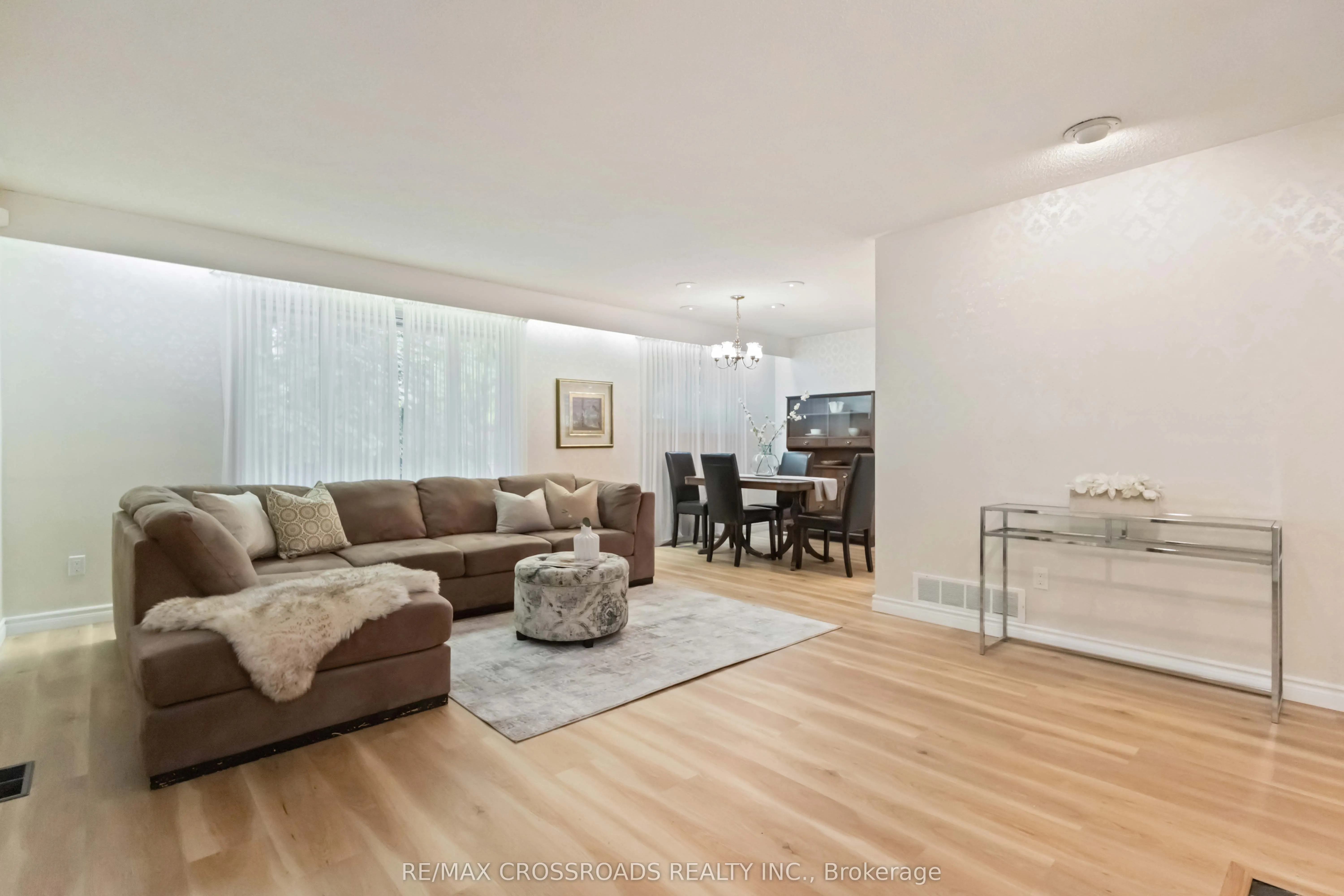 3 Bowater Drive