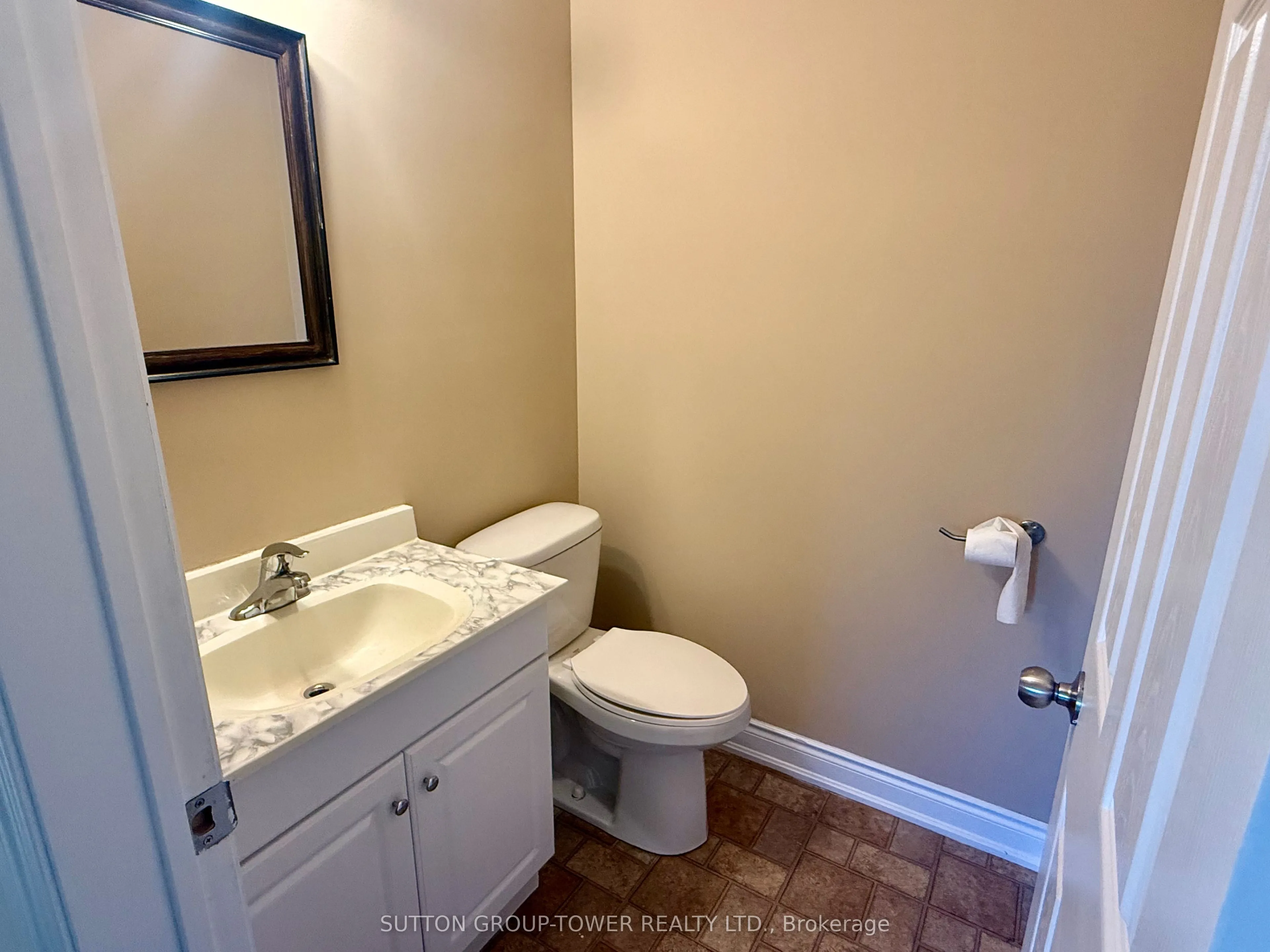 750 Albert Street, #2