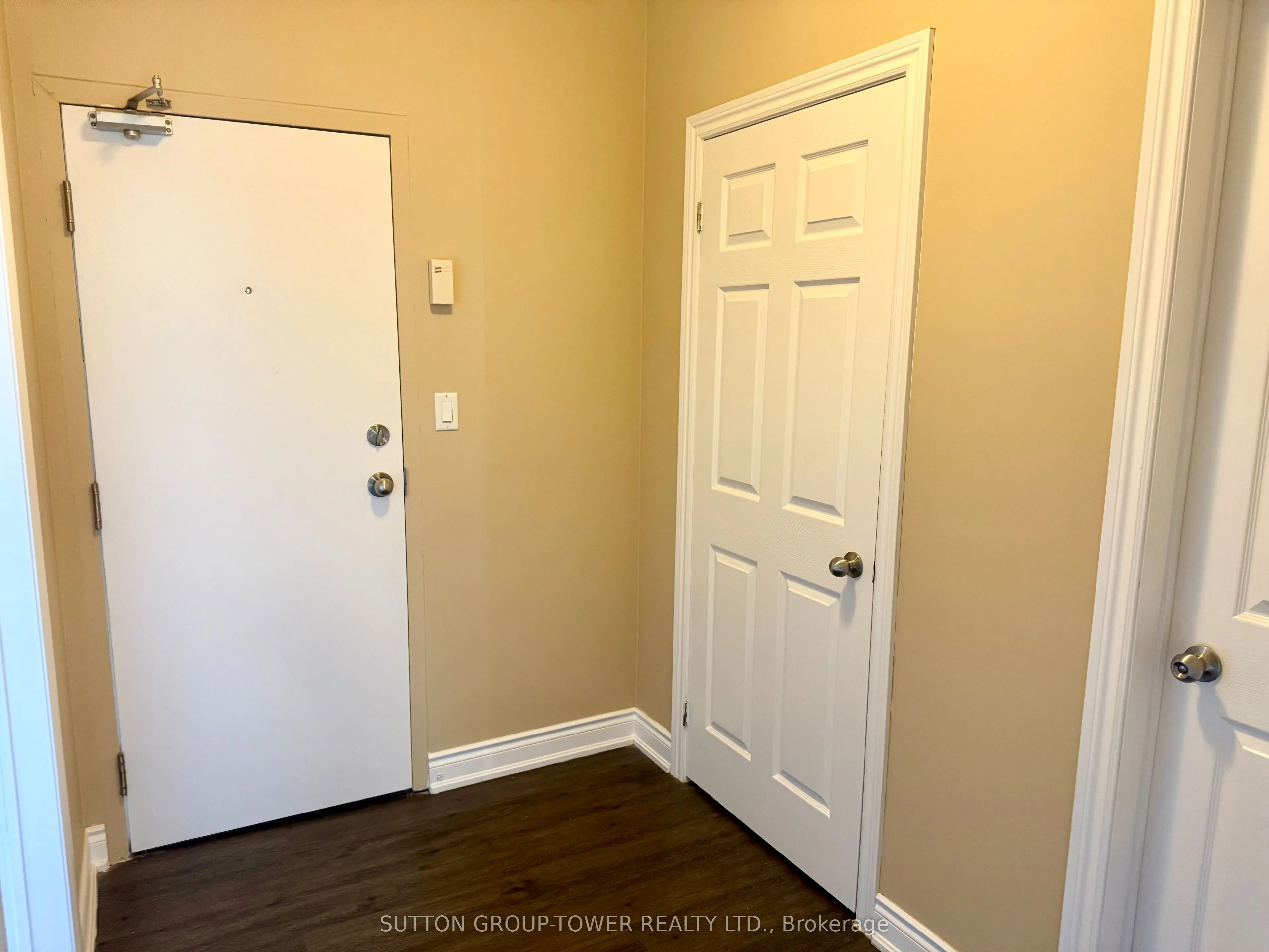 750 Albert Street, #2