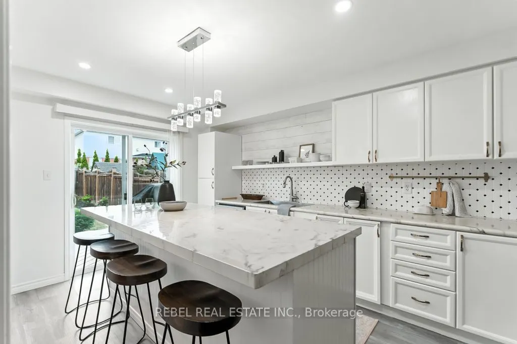 200 Scottsdale Drive