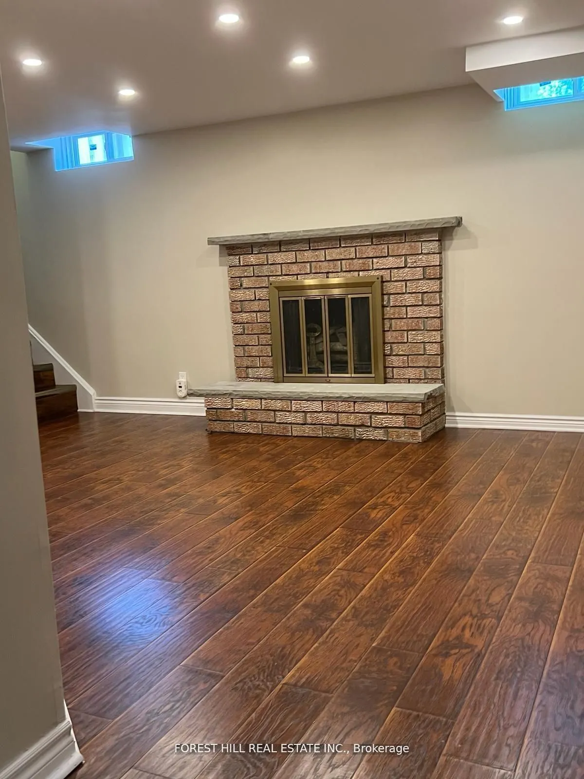 1241 Maple Ridge Drive, #Bsmt.