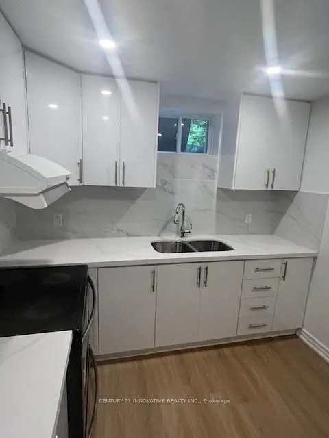 43 Starfire Drive, #BSMT Apt #4