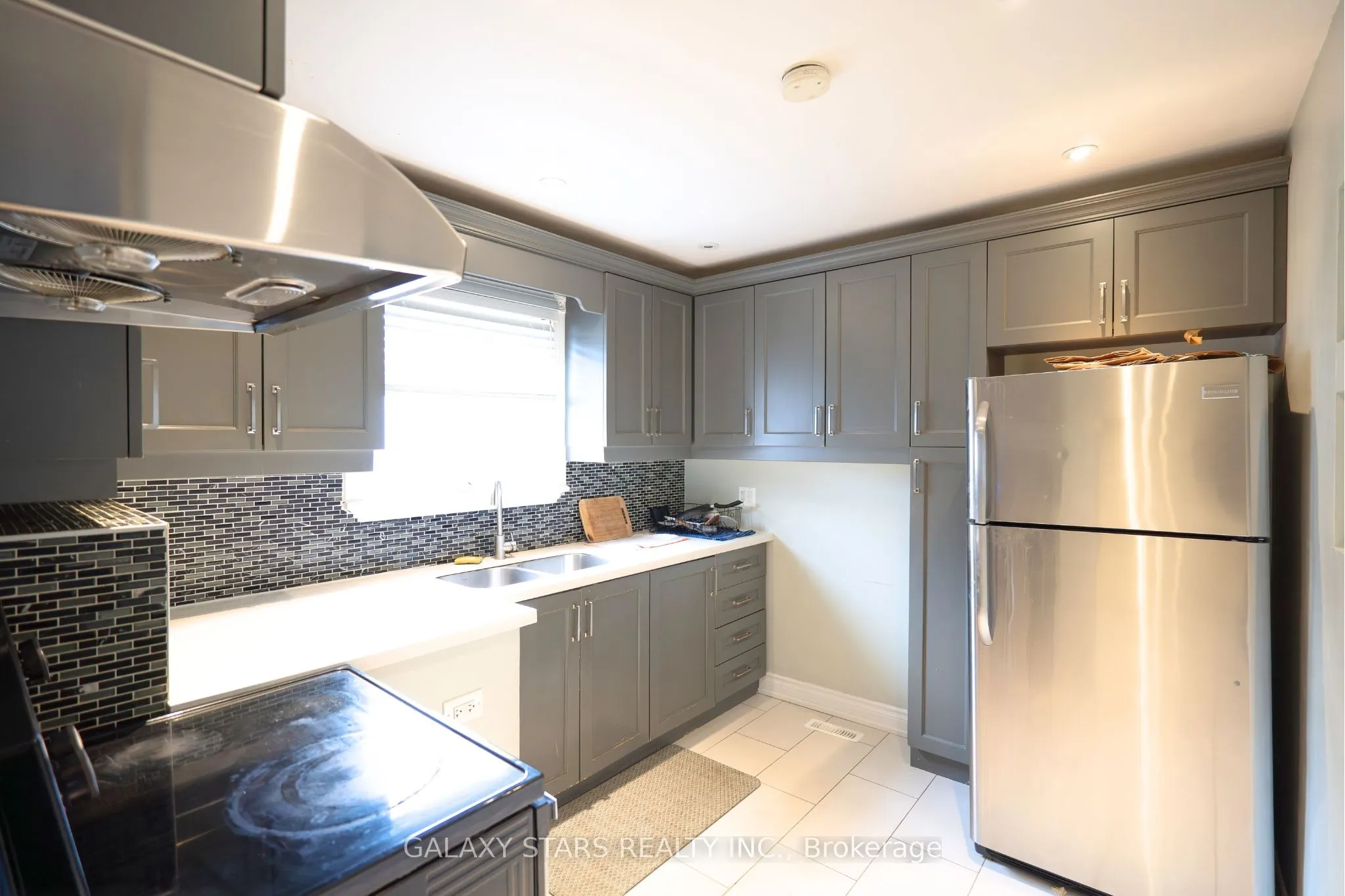 1351 Victoria Park Avenue