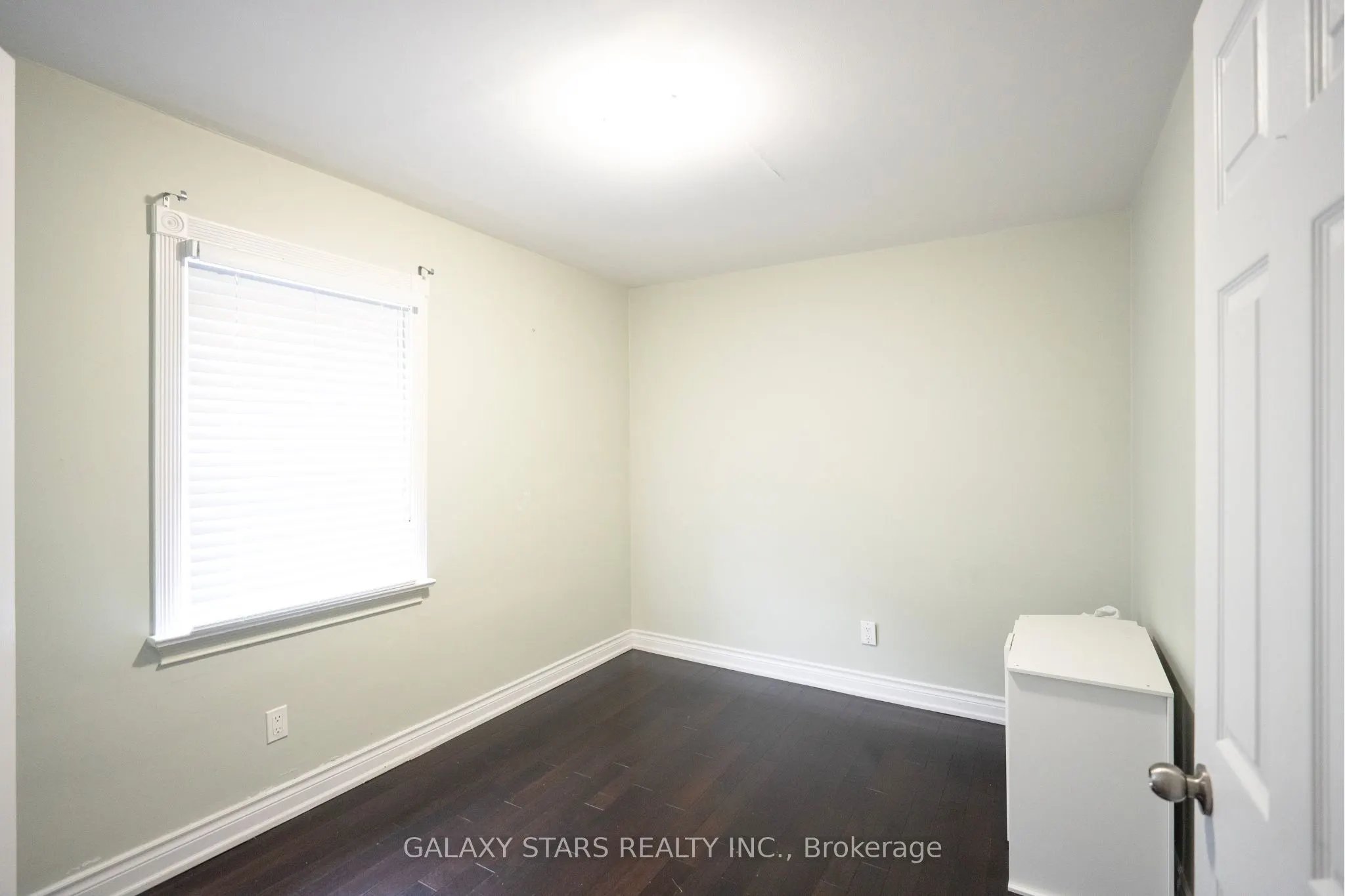 1351 Victoria Park Avenue