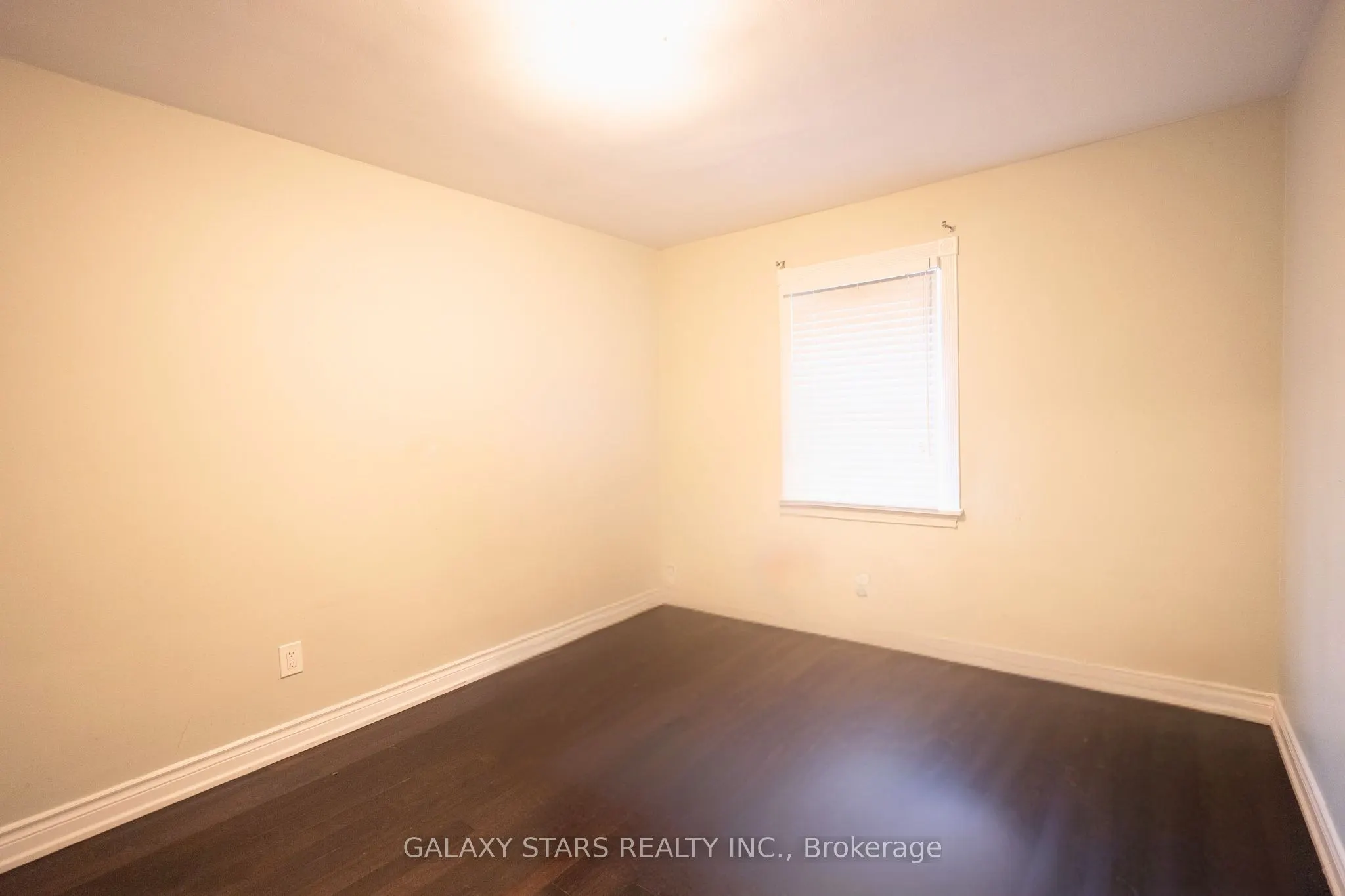 1351 Victoria Park Avenue