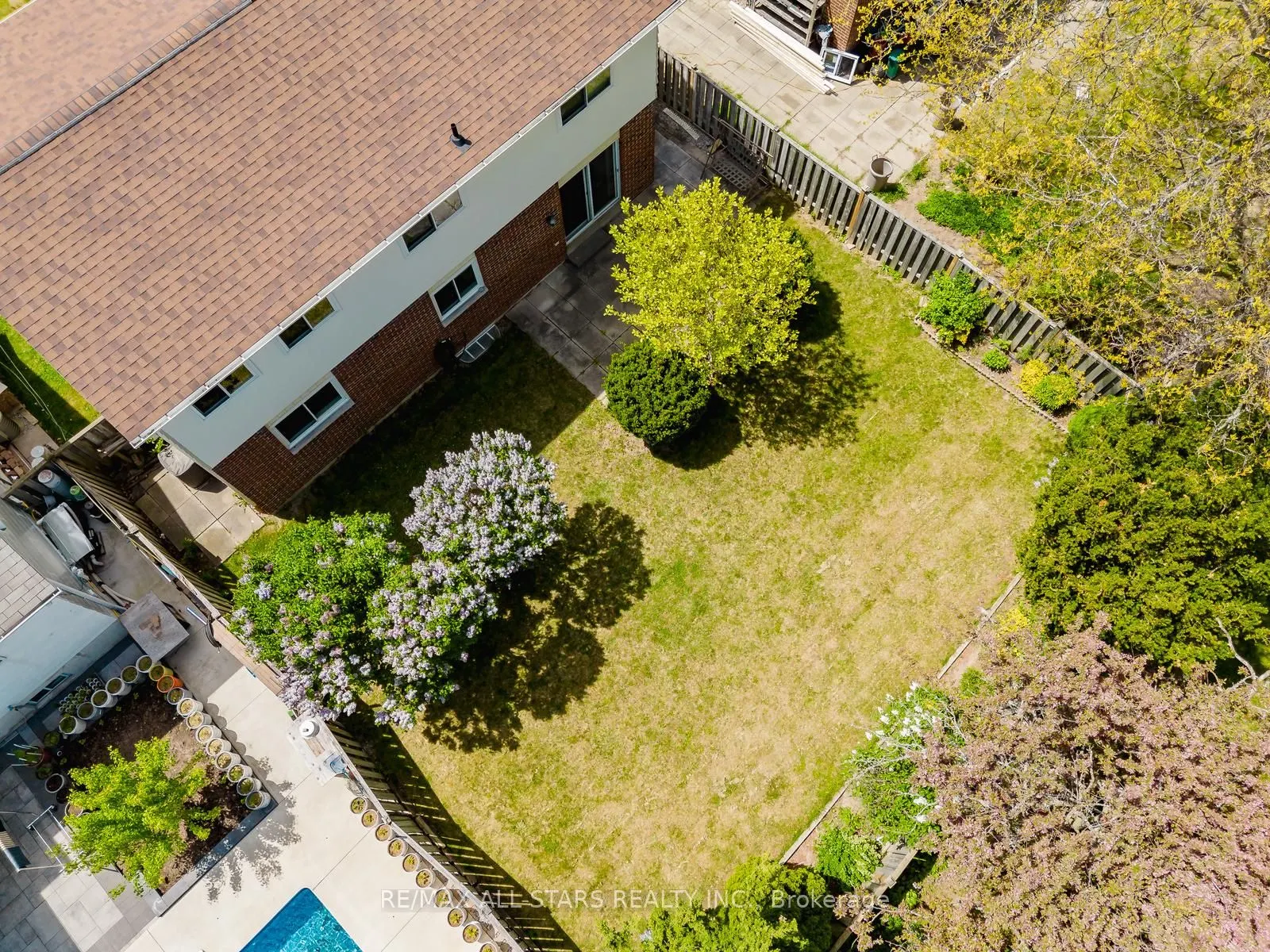 45 Wellpark Boulevard