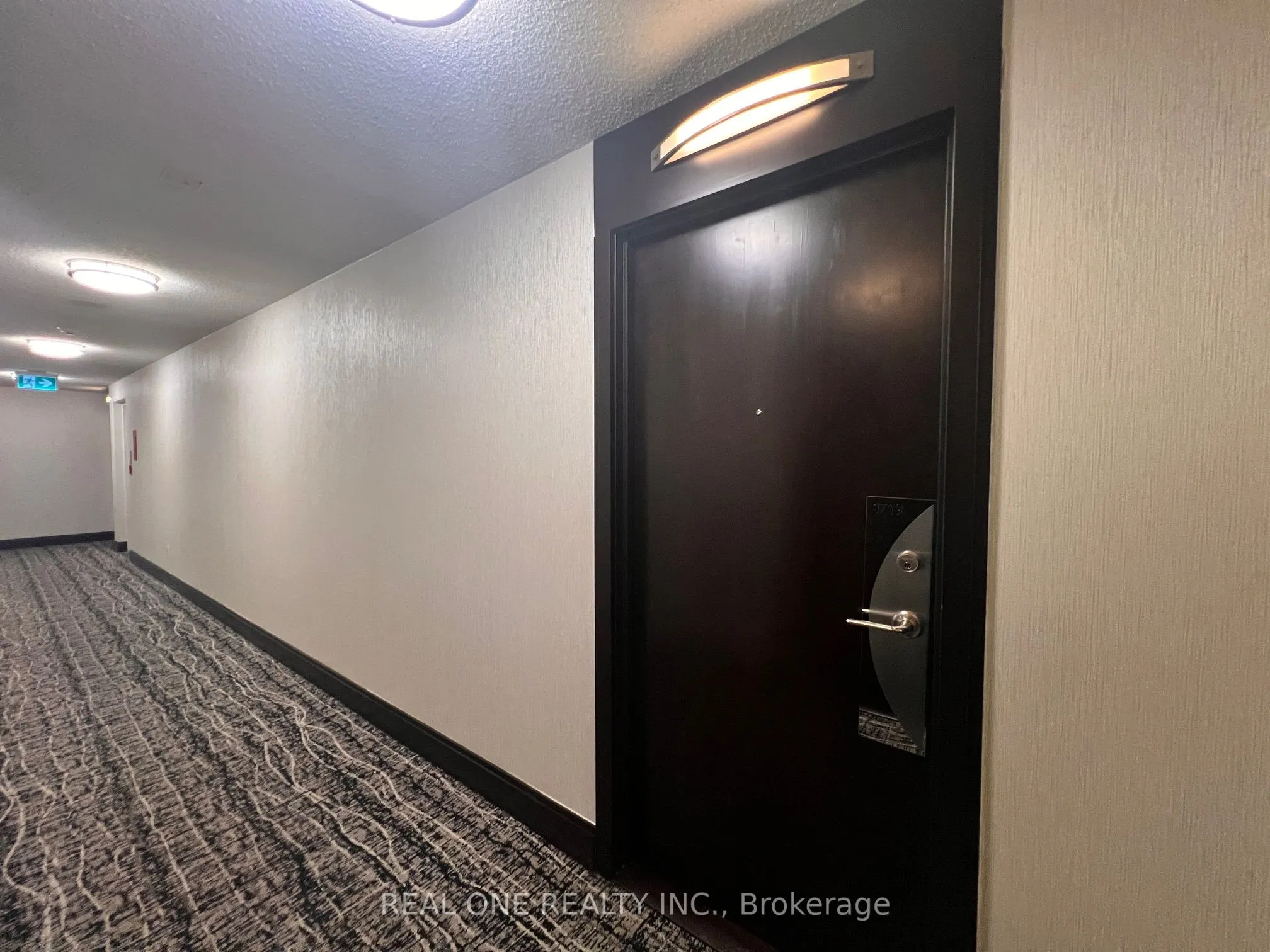 238 Bonis Avenue, #1719