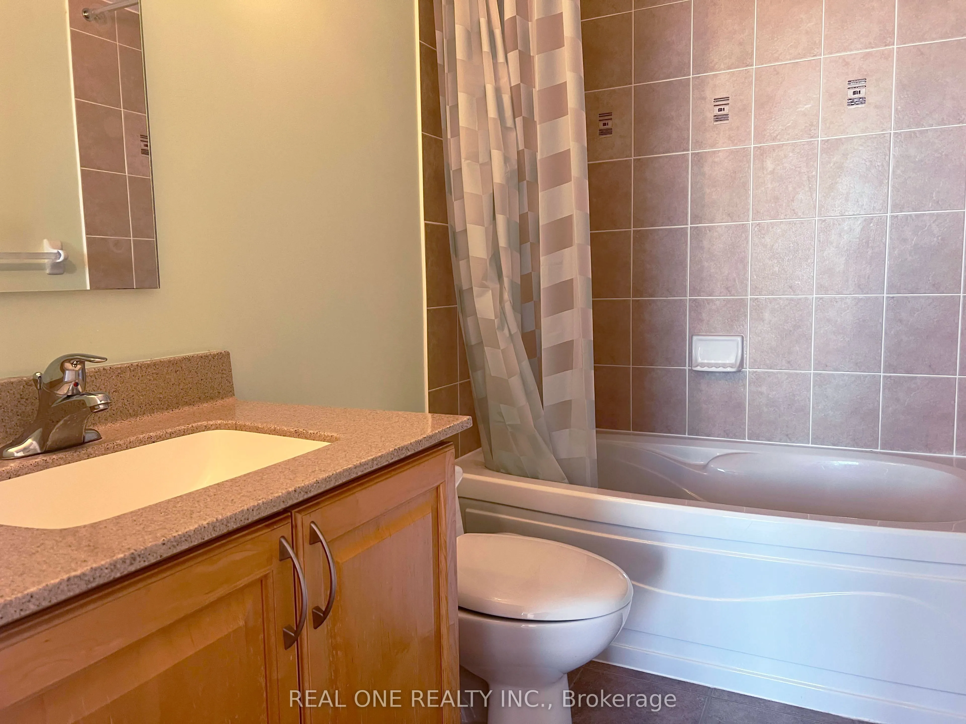 238 Bonis Avenue, #1719
