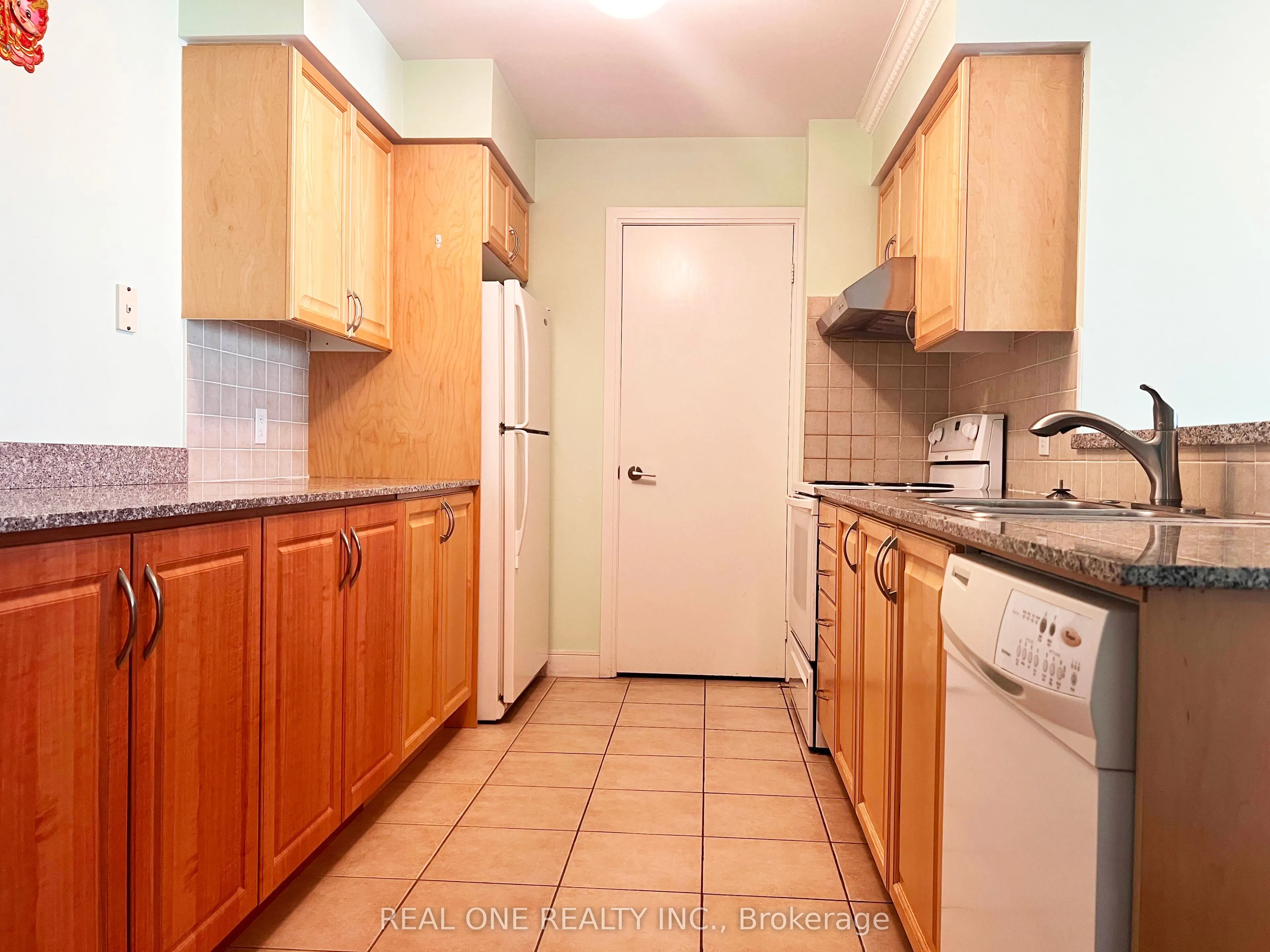 238 Bonis Avenue, #1719