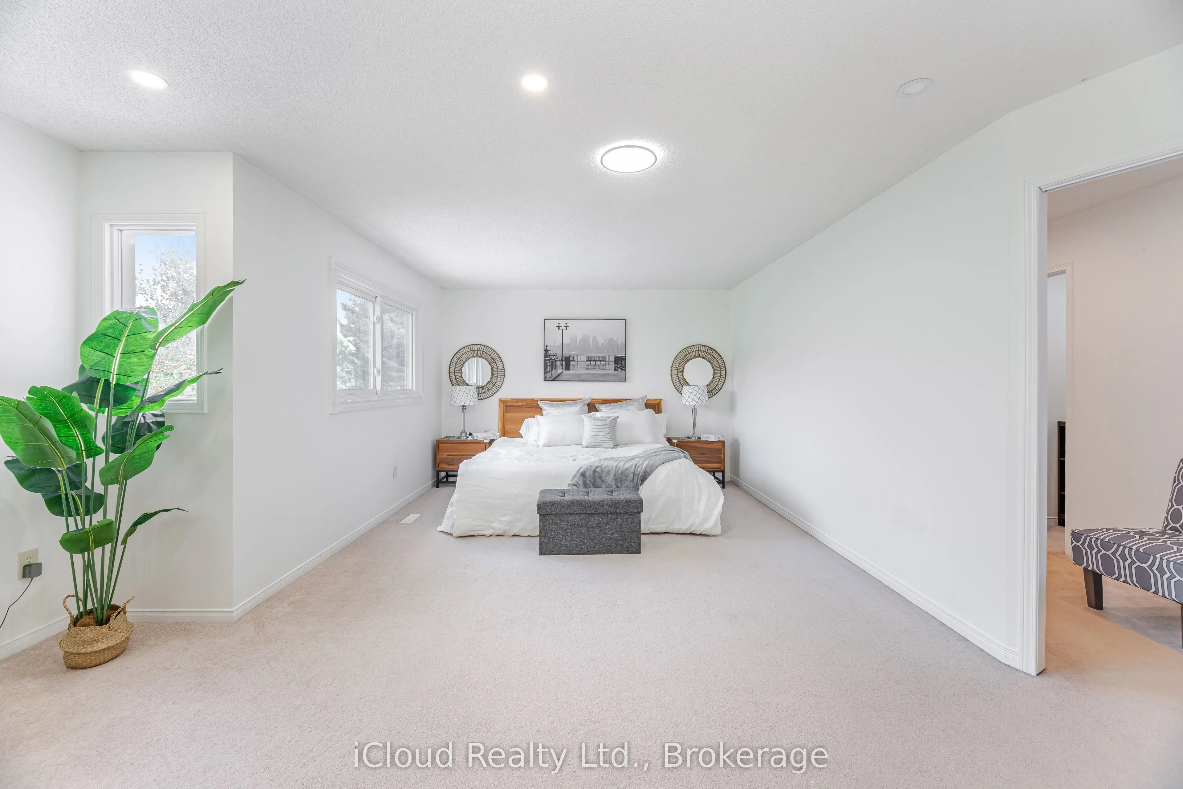 4 Fifewood Crescent