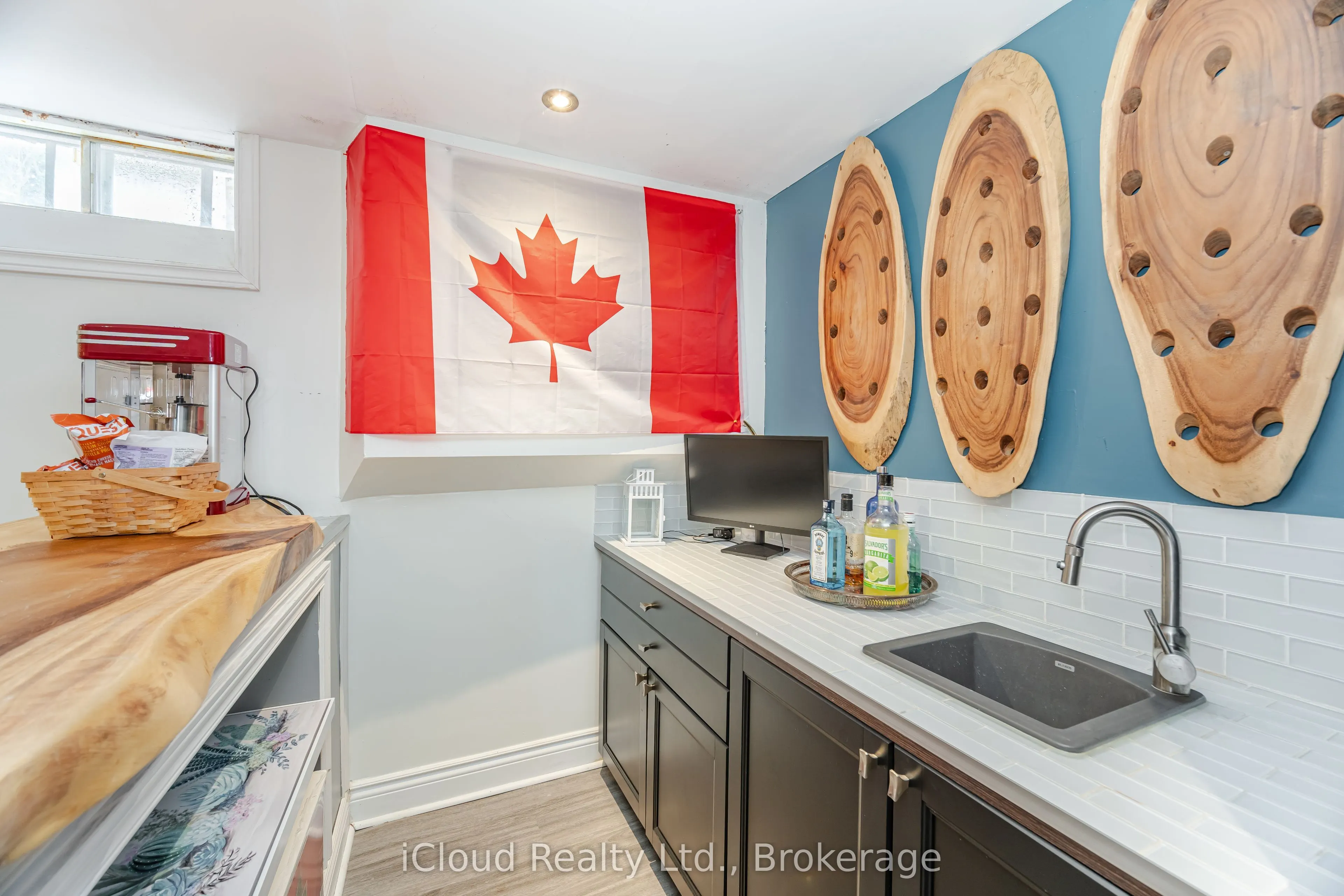 4 Fifewood Crescent