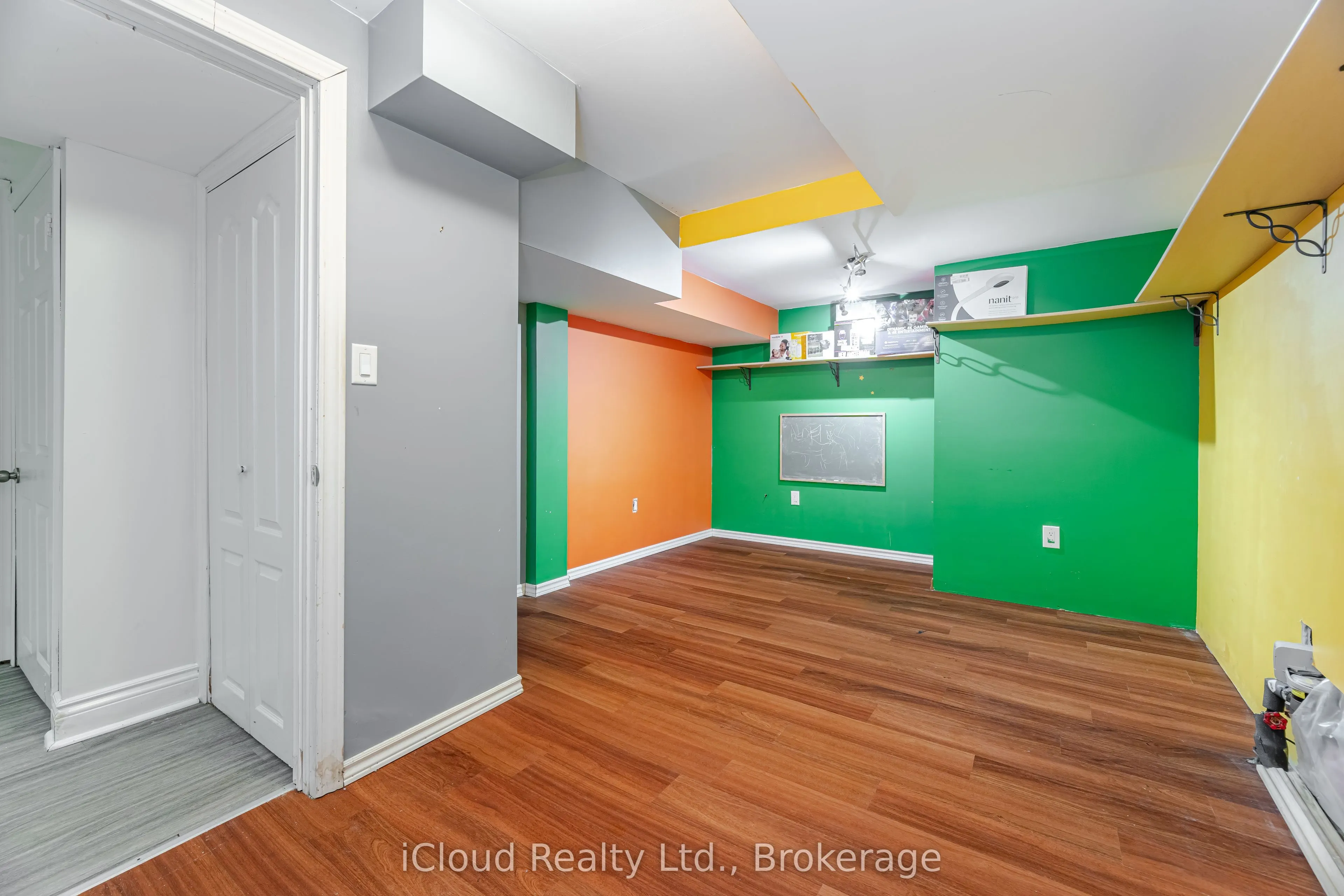 4 Fifewood Crescent