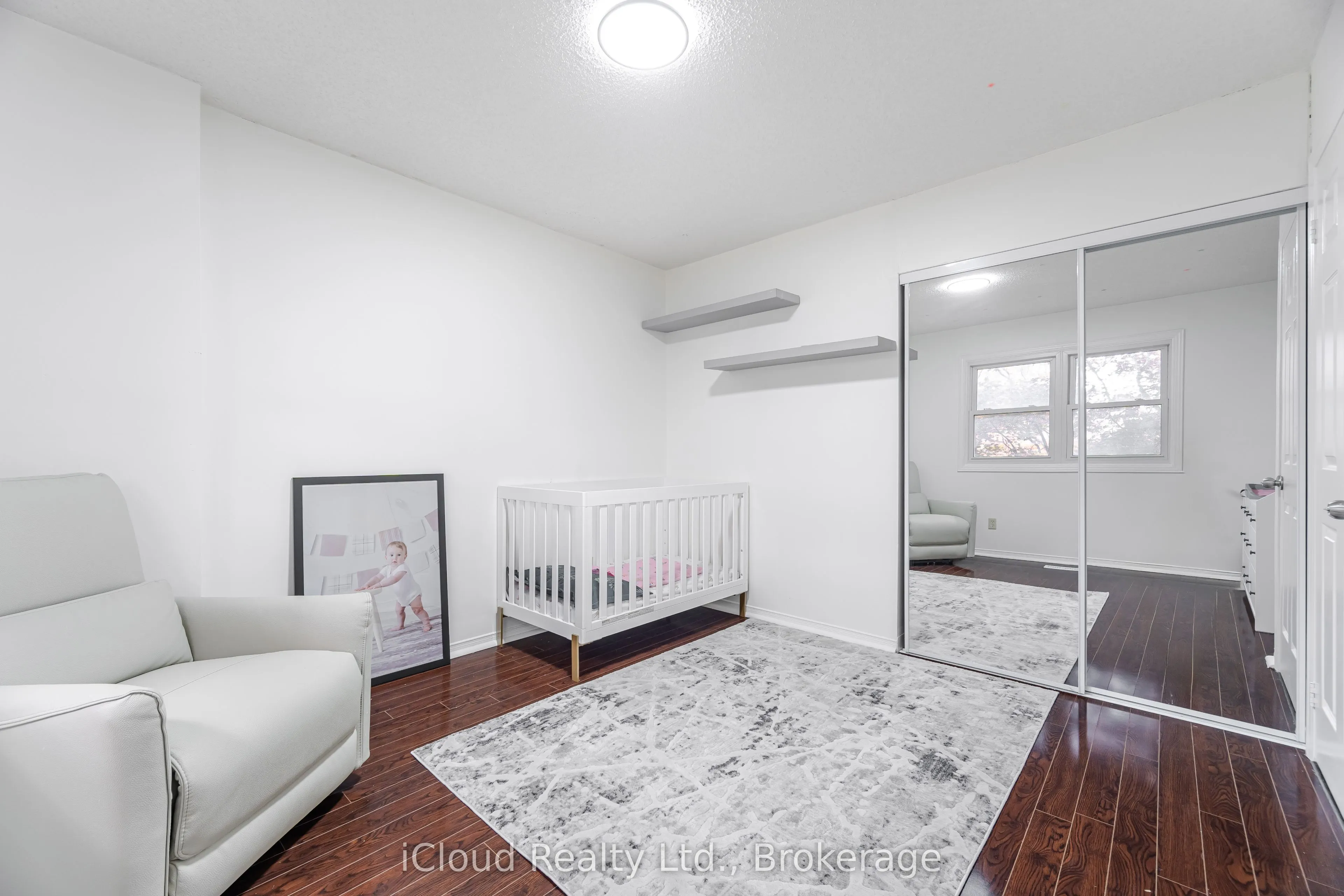 4 Fifewood Crescent