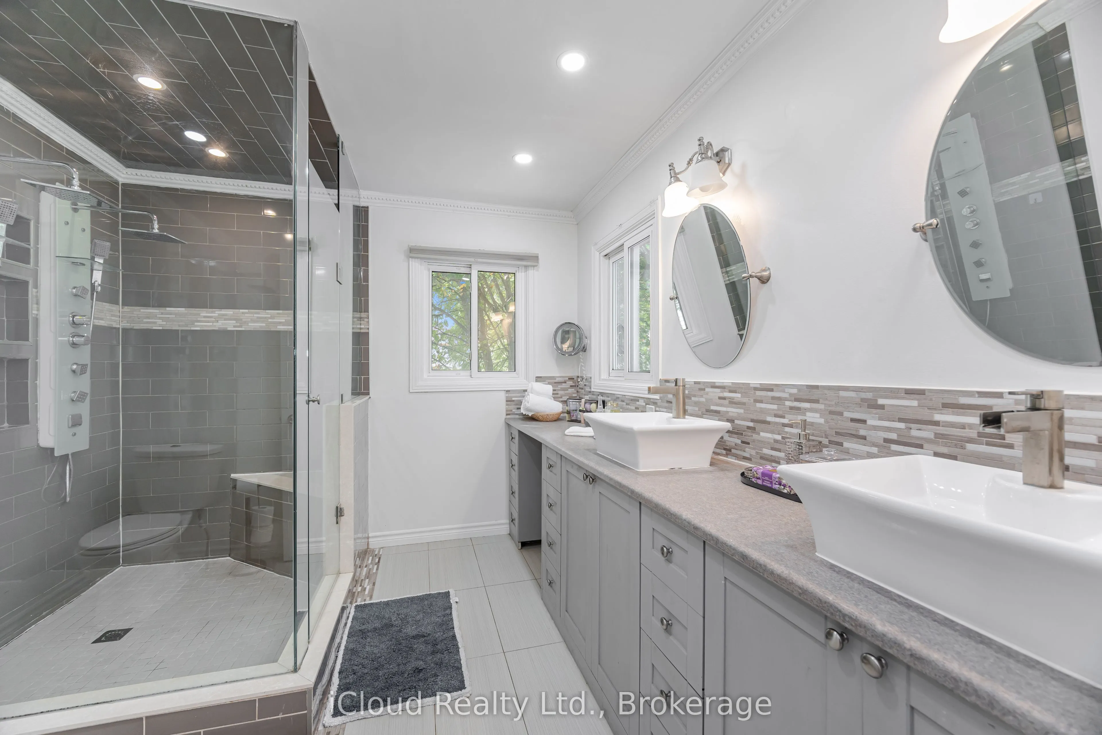 4 Fifewood Crescent