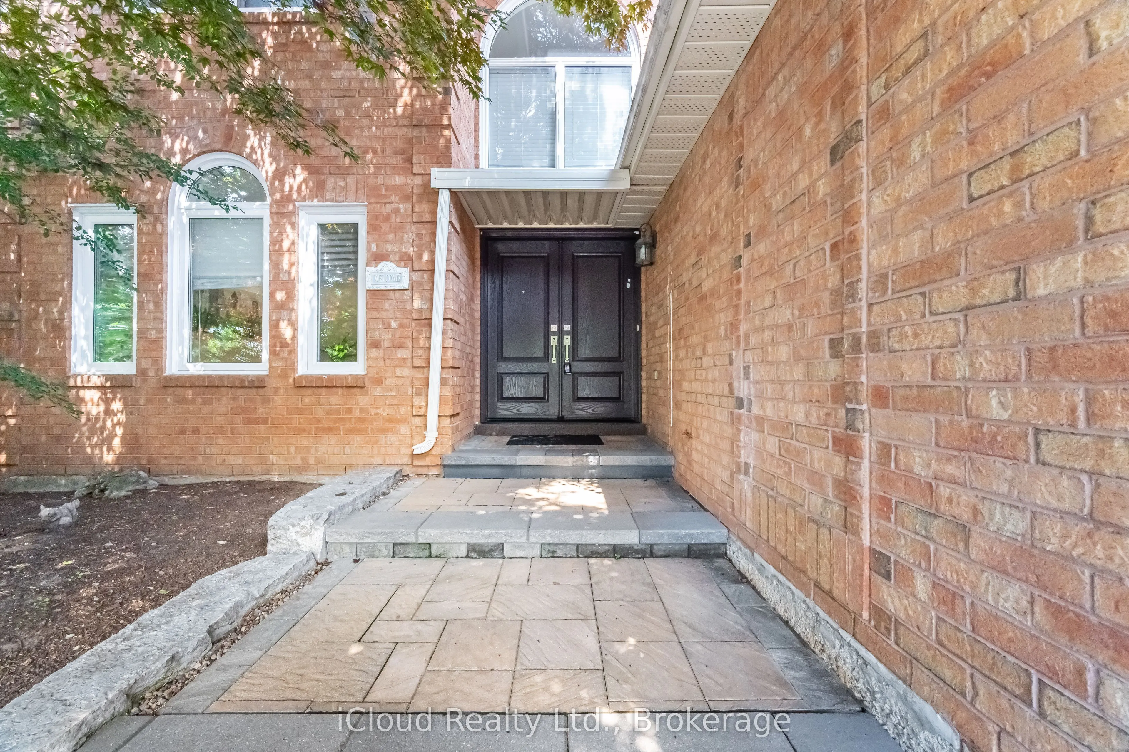 4 Fifewood Crescent