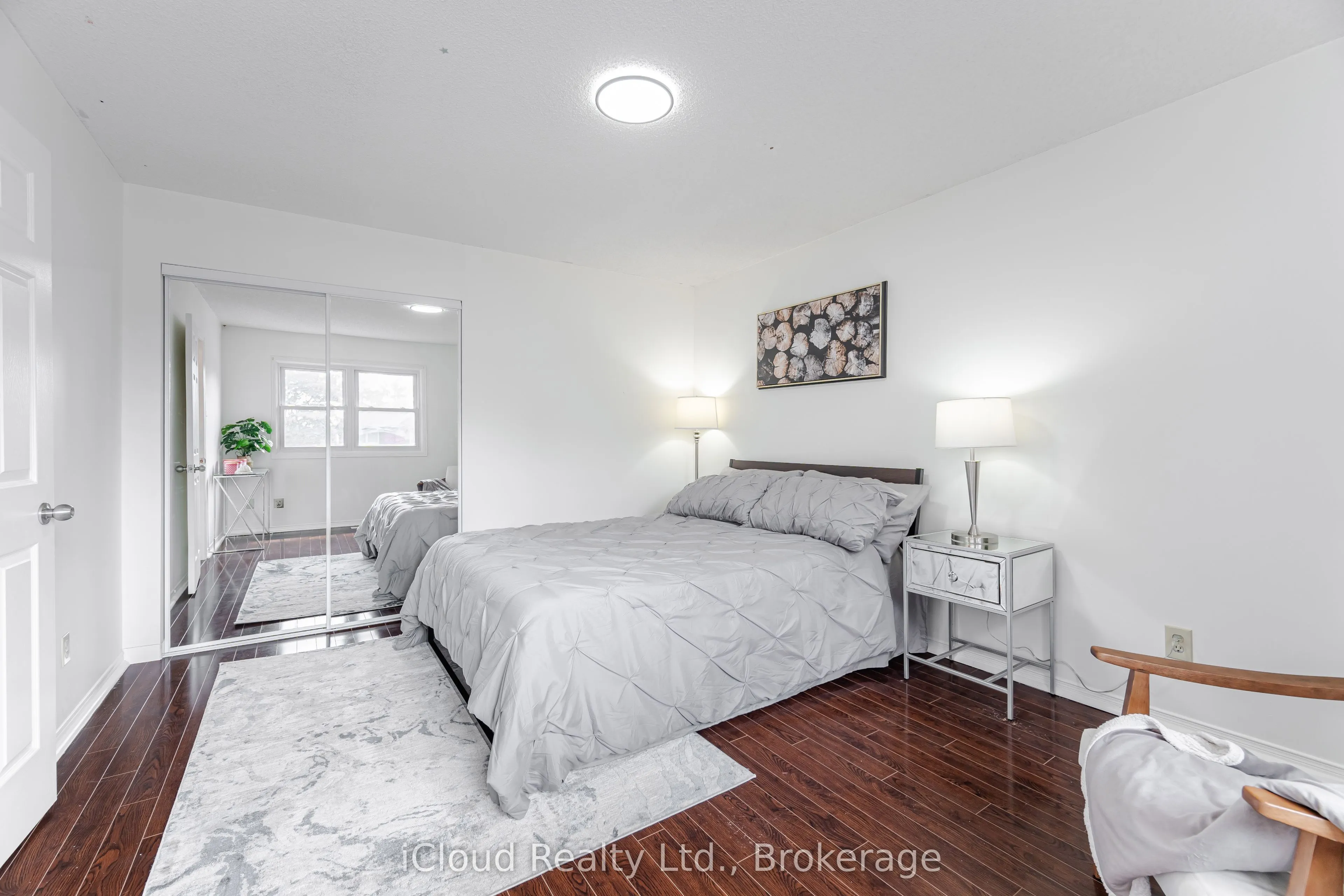 4 Fifewood Crescent