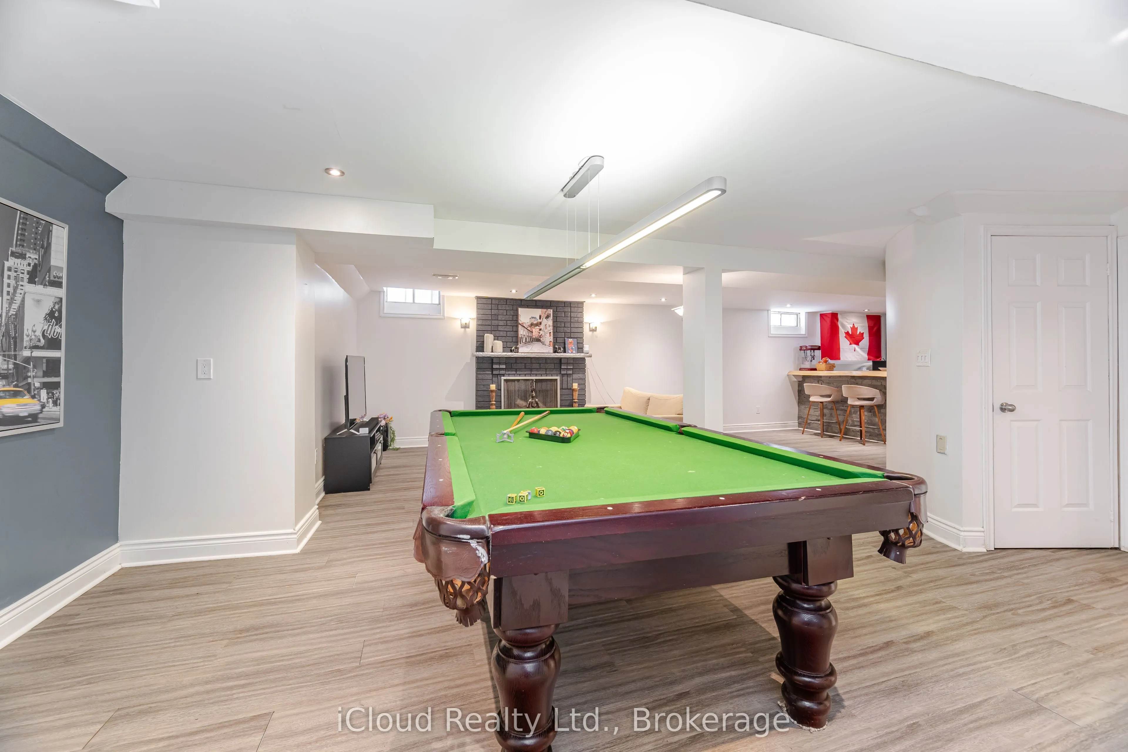 4 Fifewood Crescent