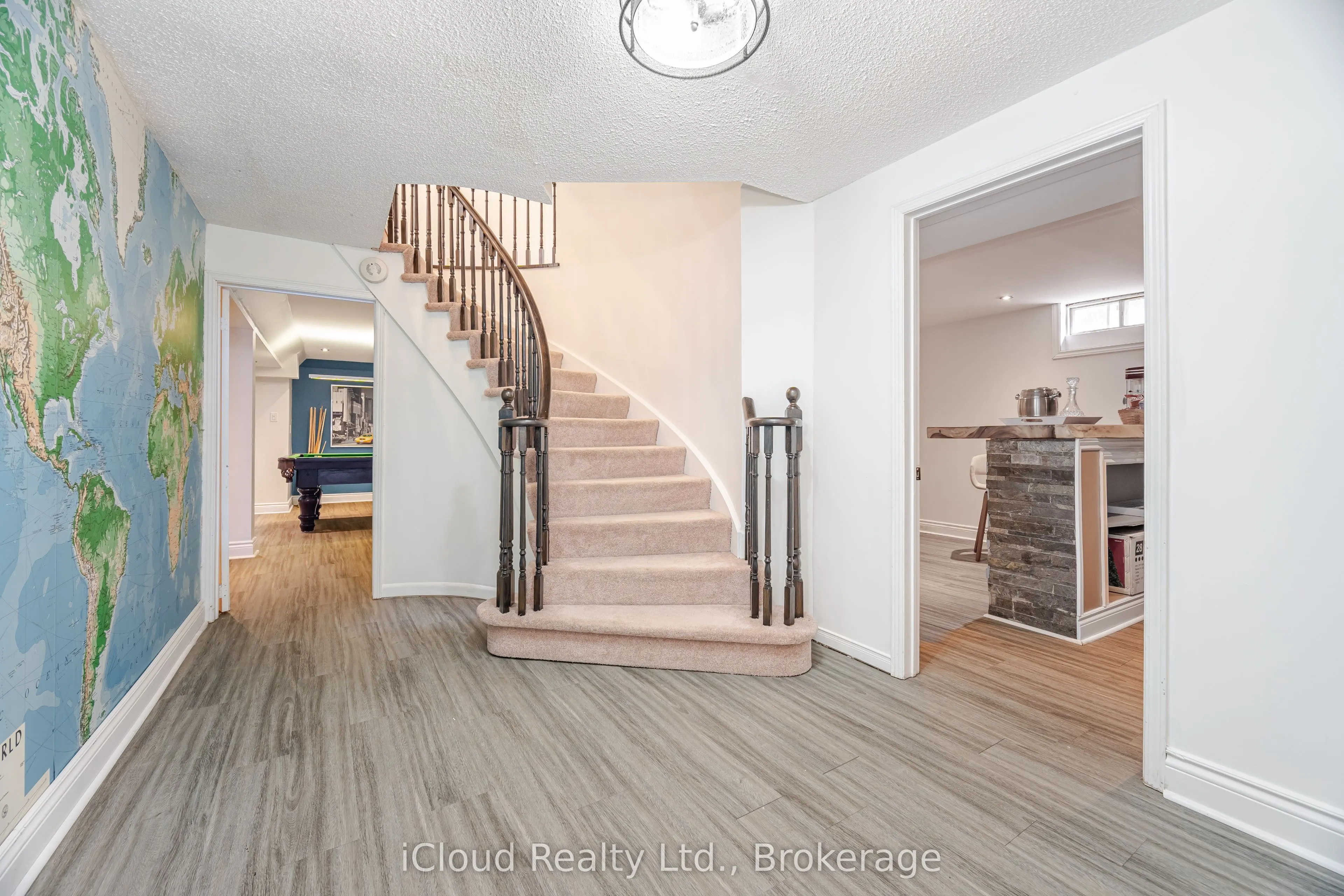 4 Fifewood Crescent
