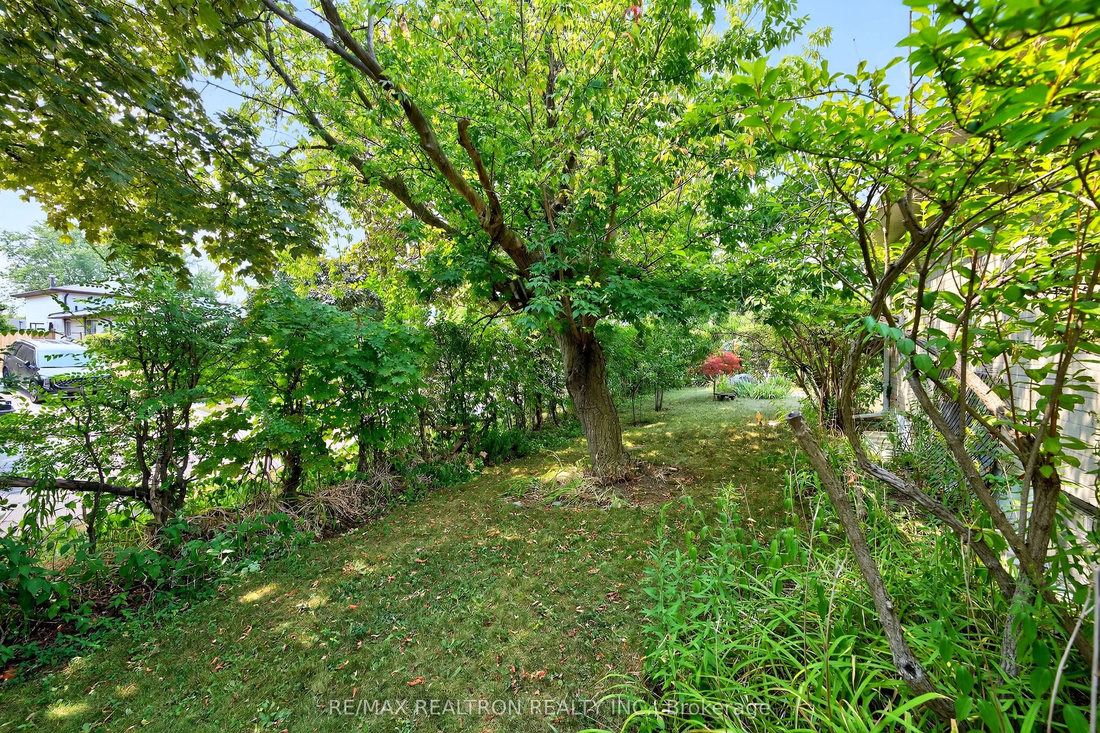 356 Burrows Hall Boulevard