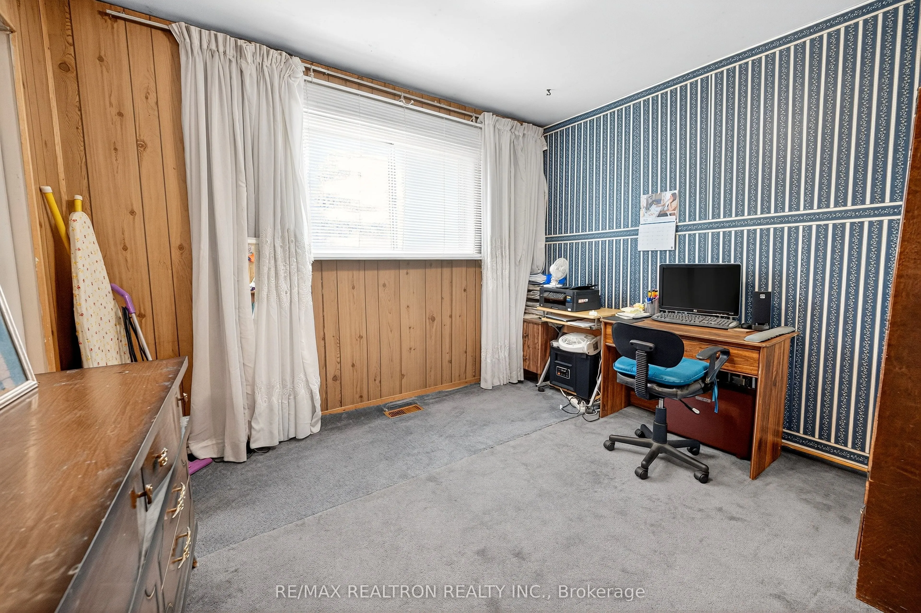 356 Burrows Hall Boulevard