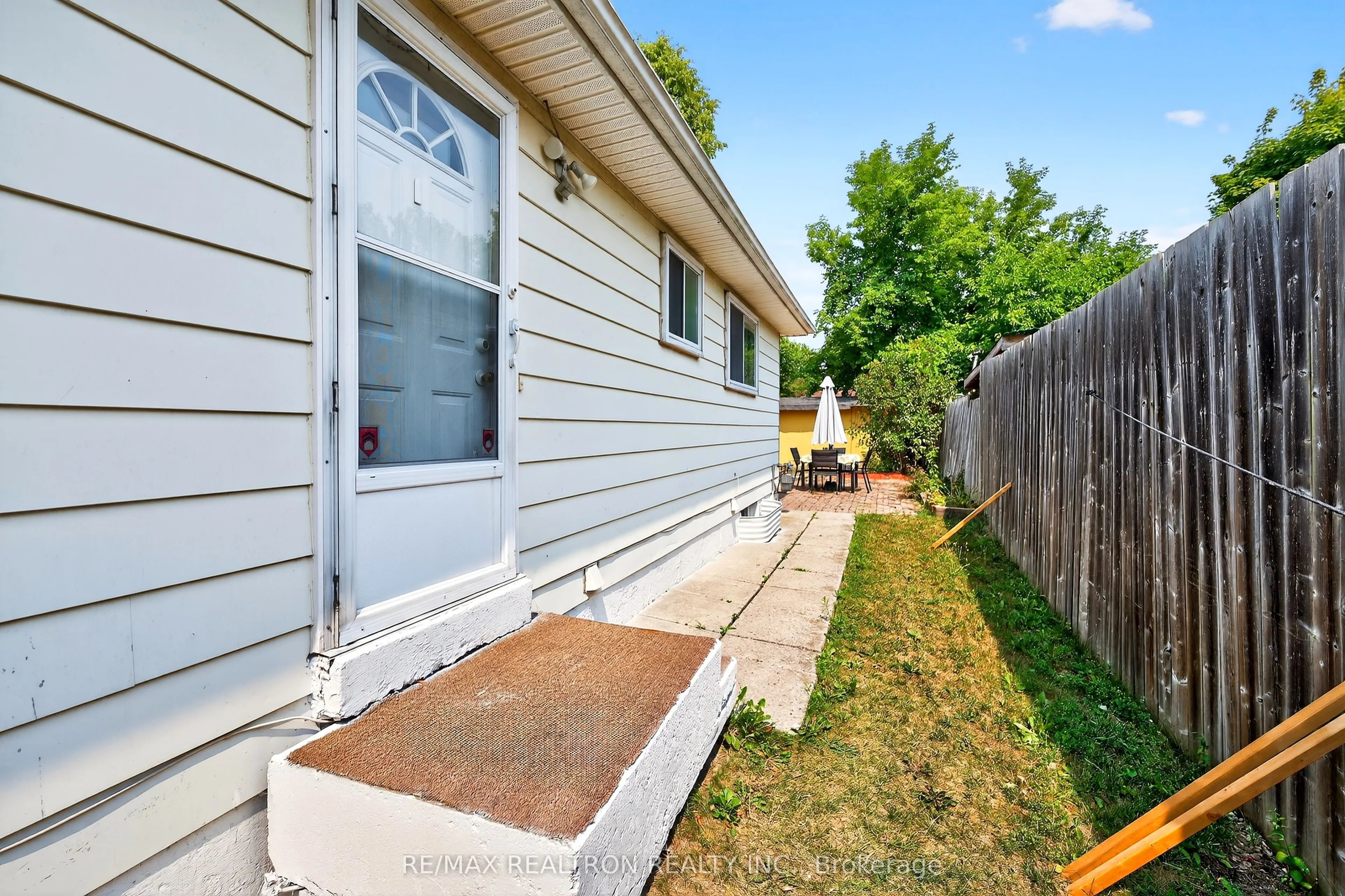 356 Burrows Hall Boulevard