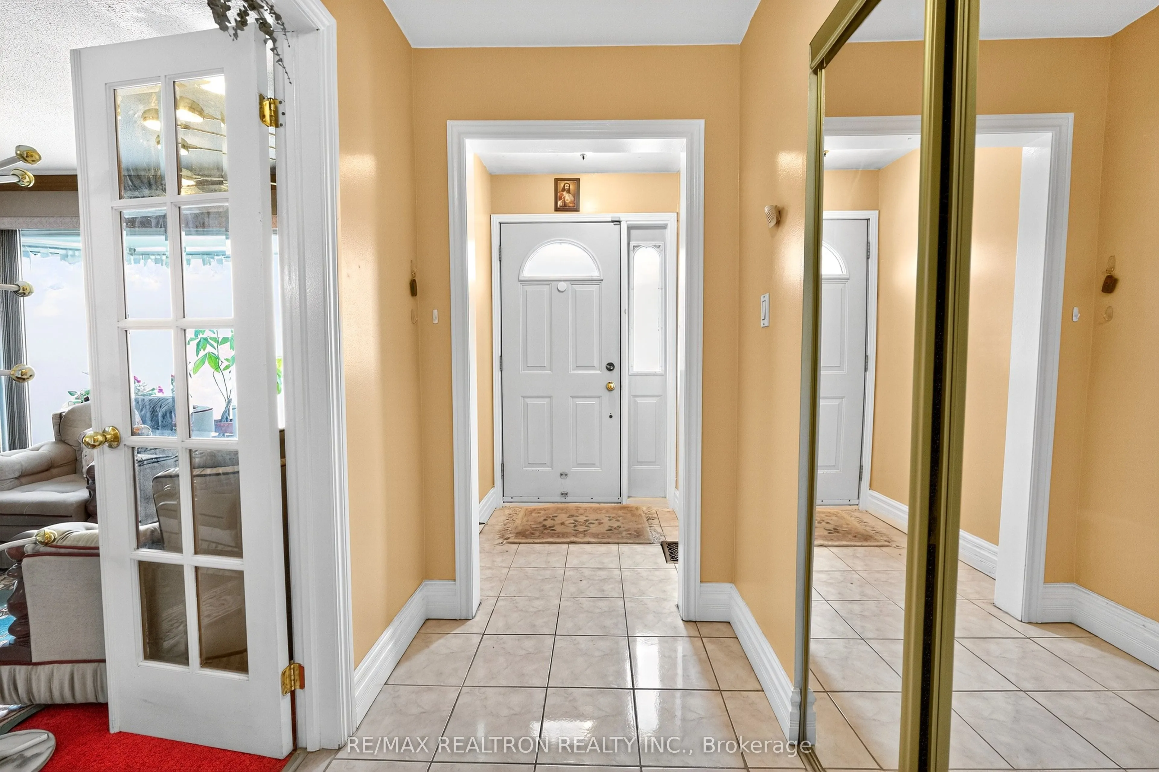 356 Burrows Hall Boulevard