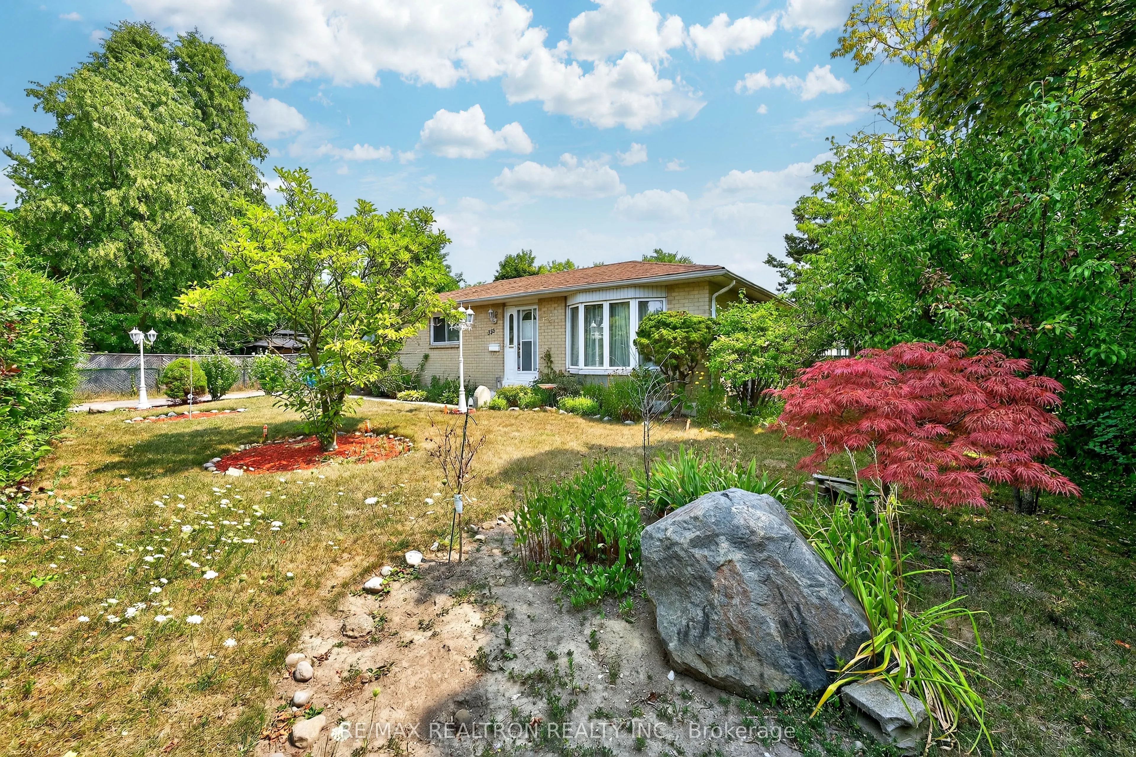 356 Burrows Hall Boulevard