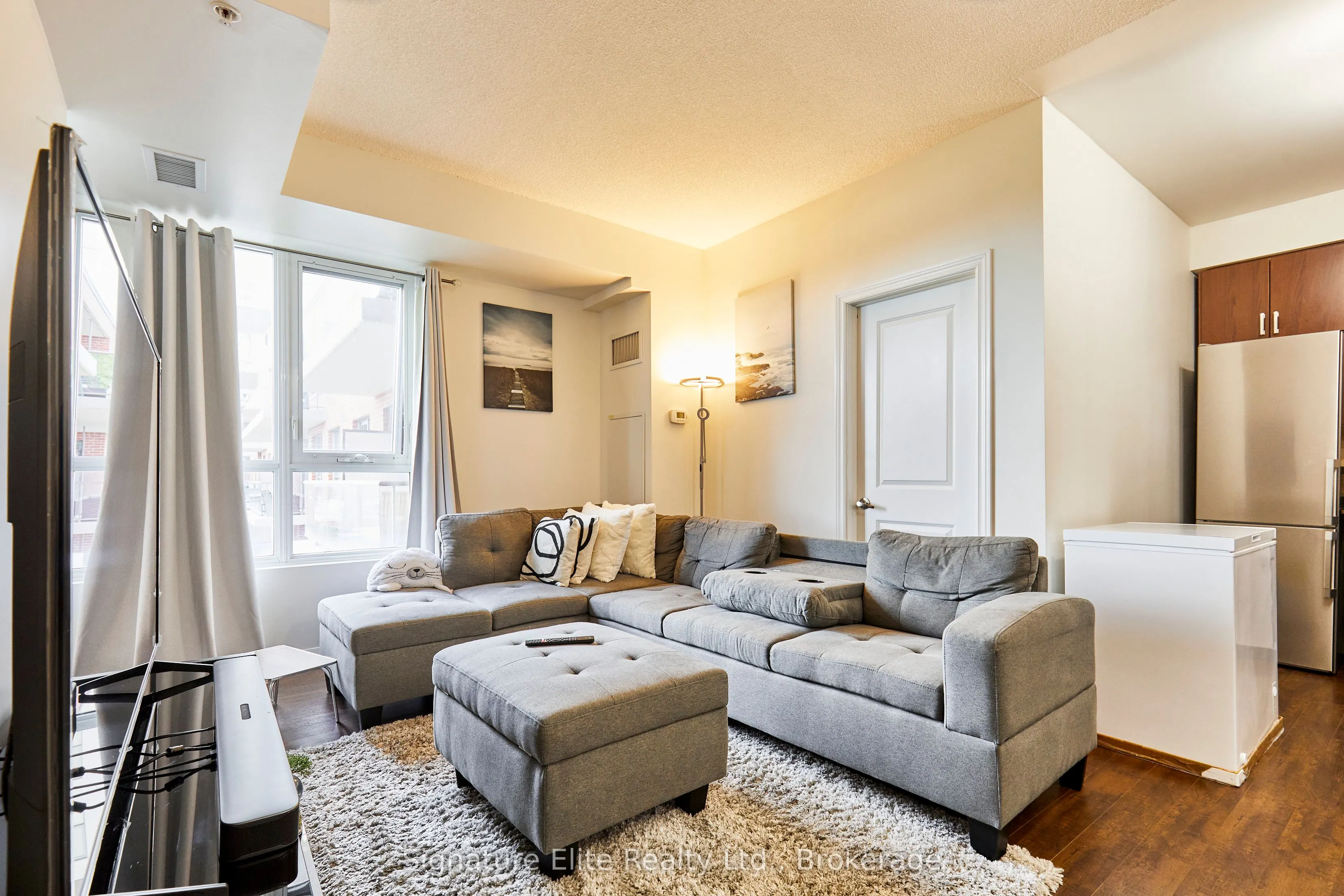 22 East Haven Road, #512