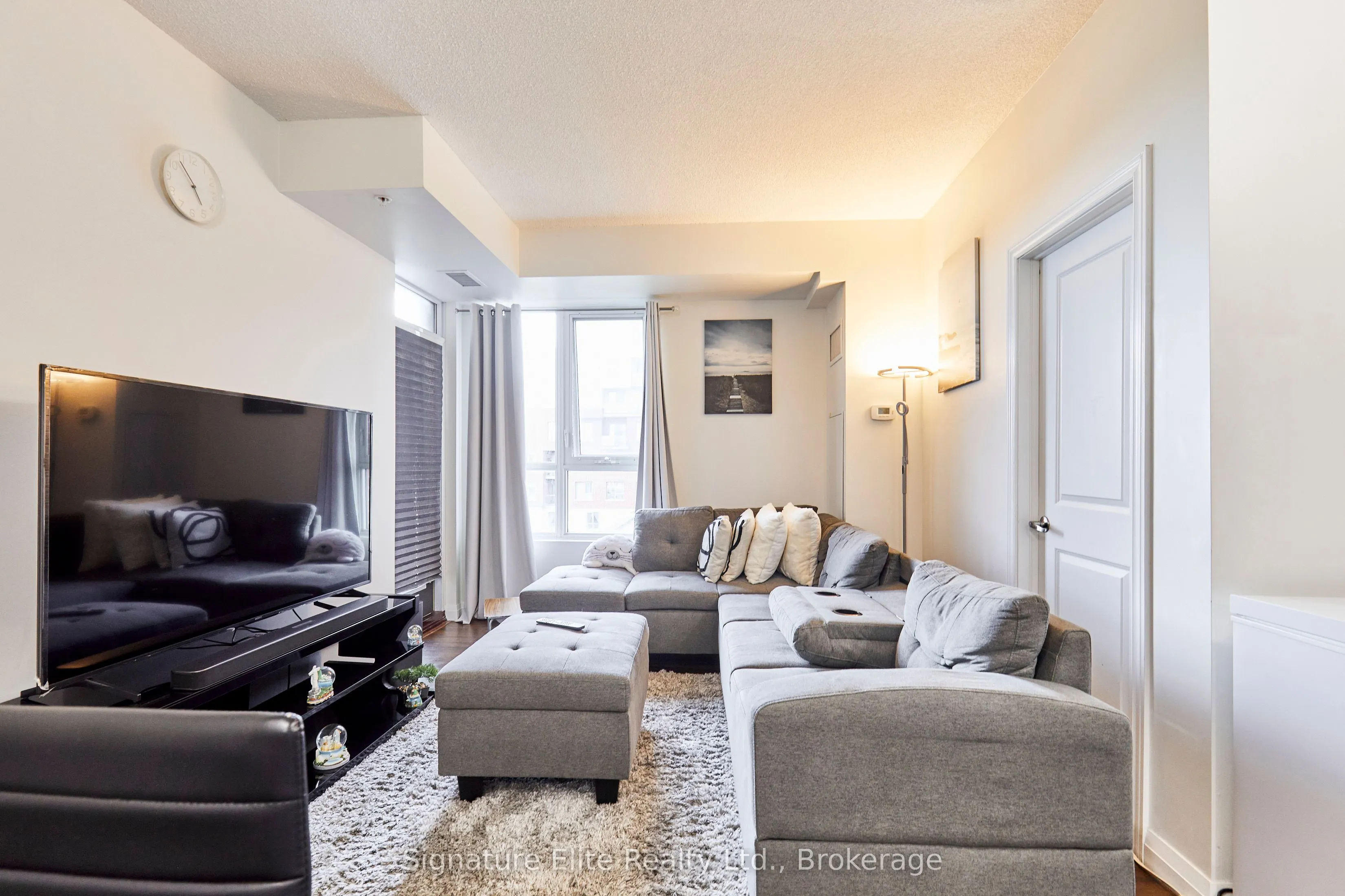 22 East Haven Road, #512