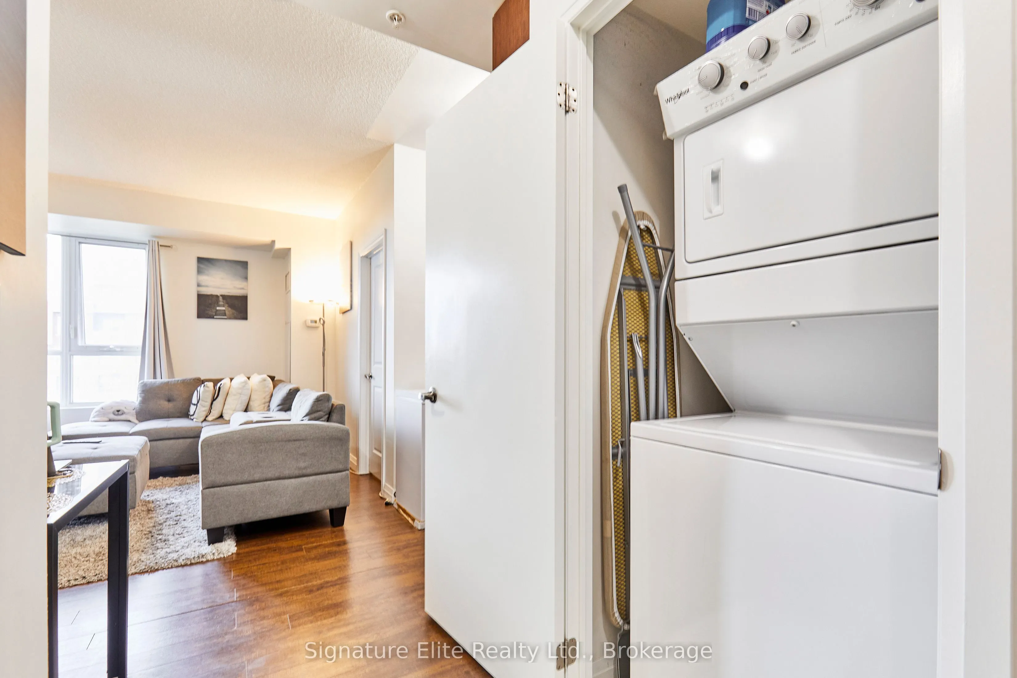 22 East Haven Road, #512