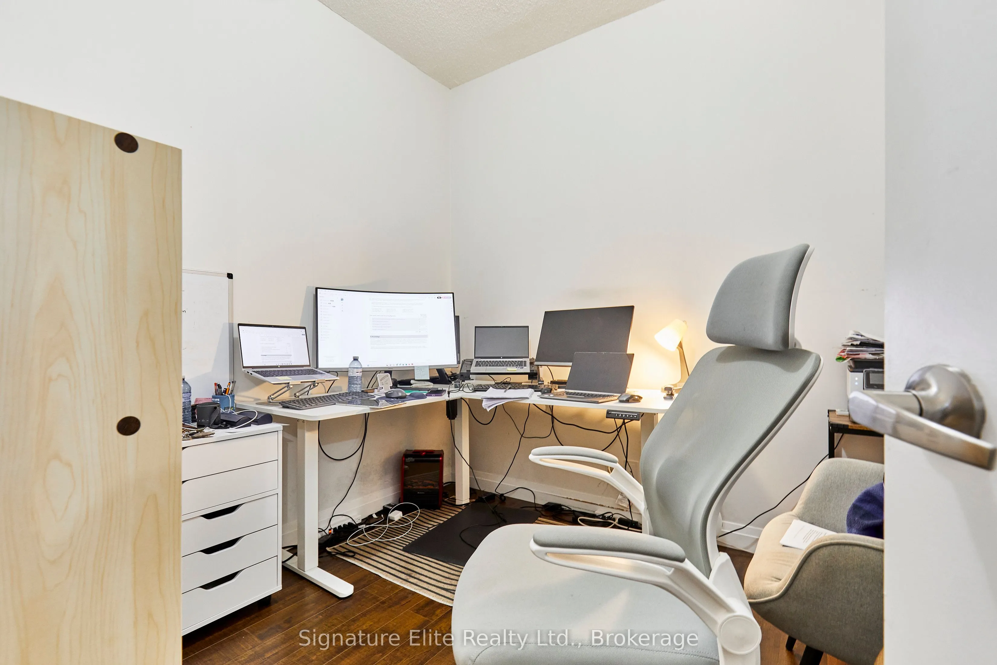 22 East Haven Road, #512