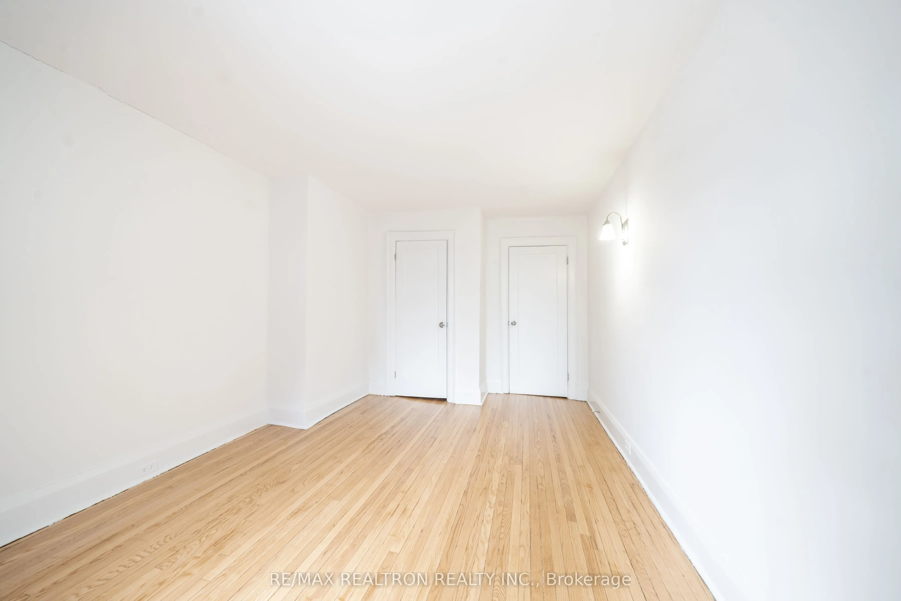 6 Kingston Road, #32