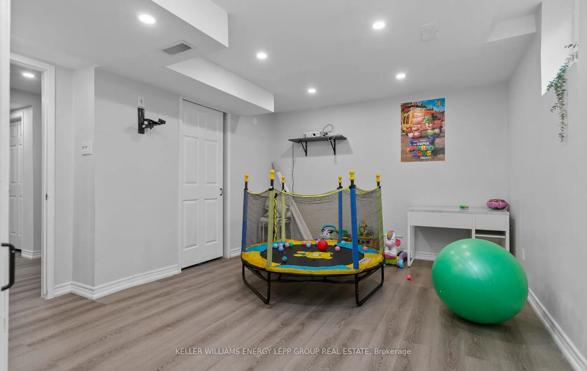 5 Robert Correll Court