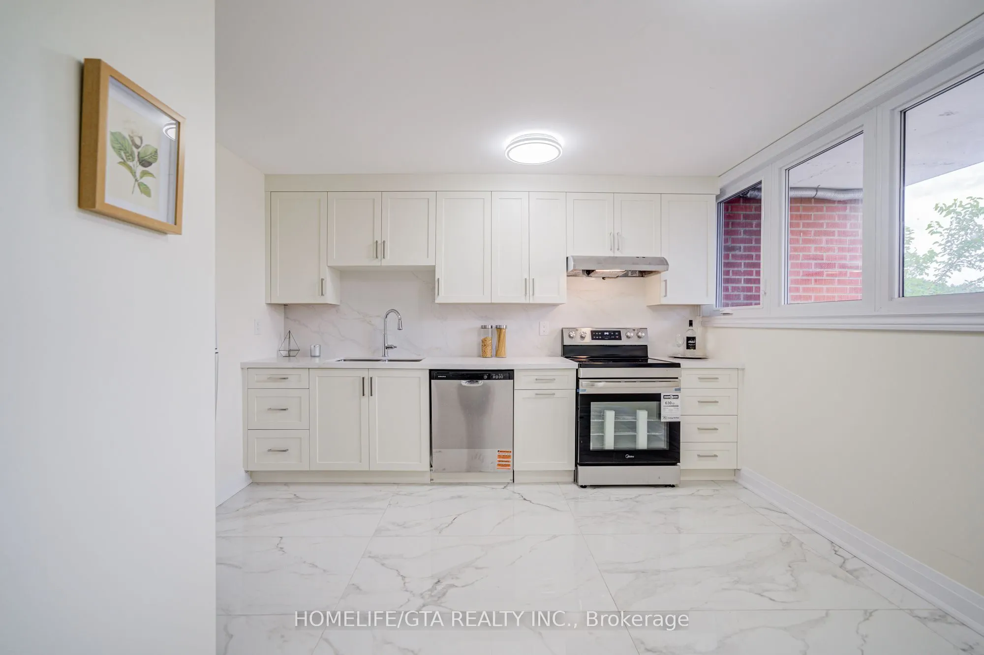 6 Sprucewood Court