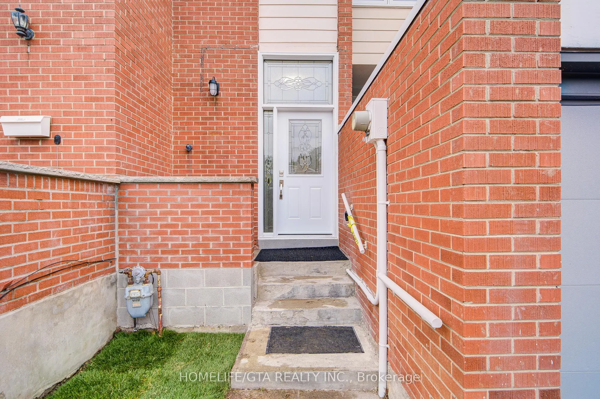 6 Sprucewood Court