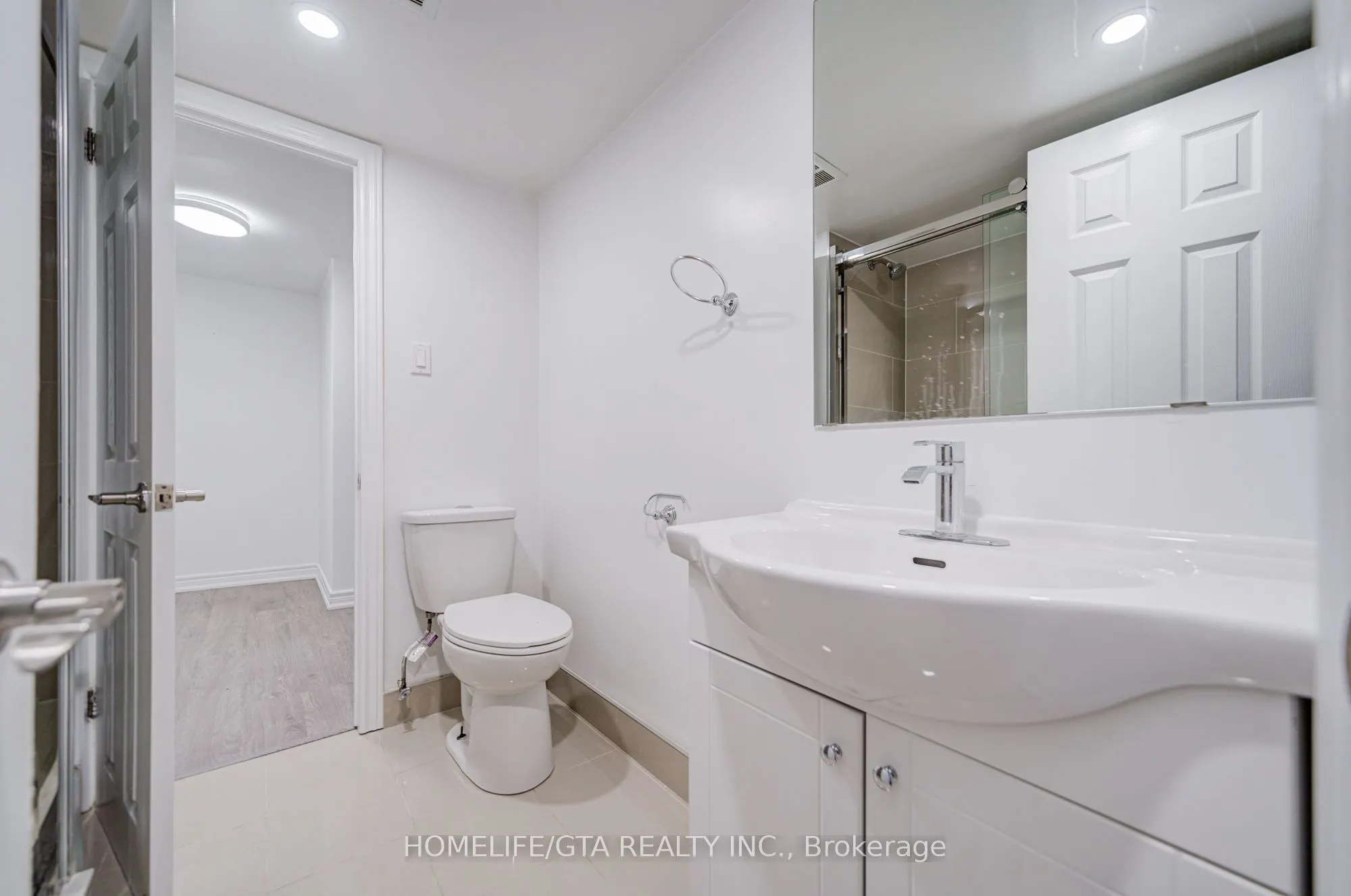 6 Sprucewood Court