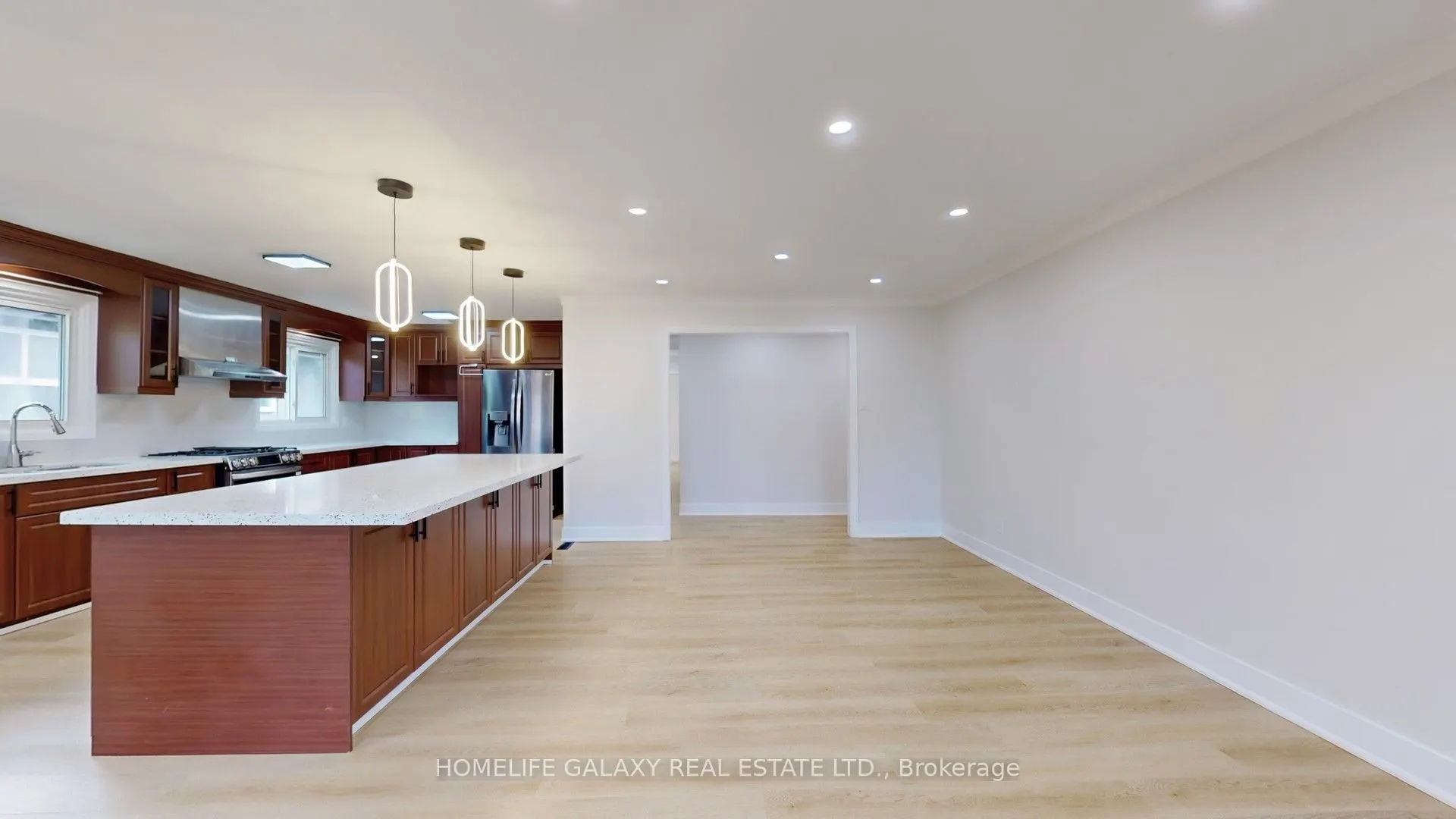 1882 Shadybrook Drive