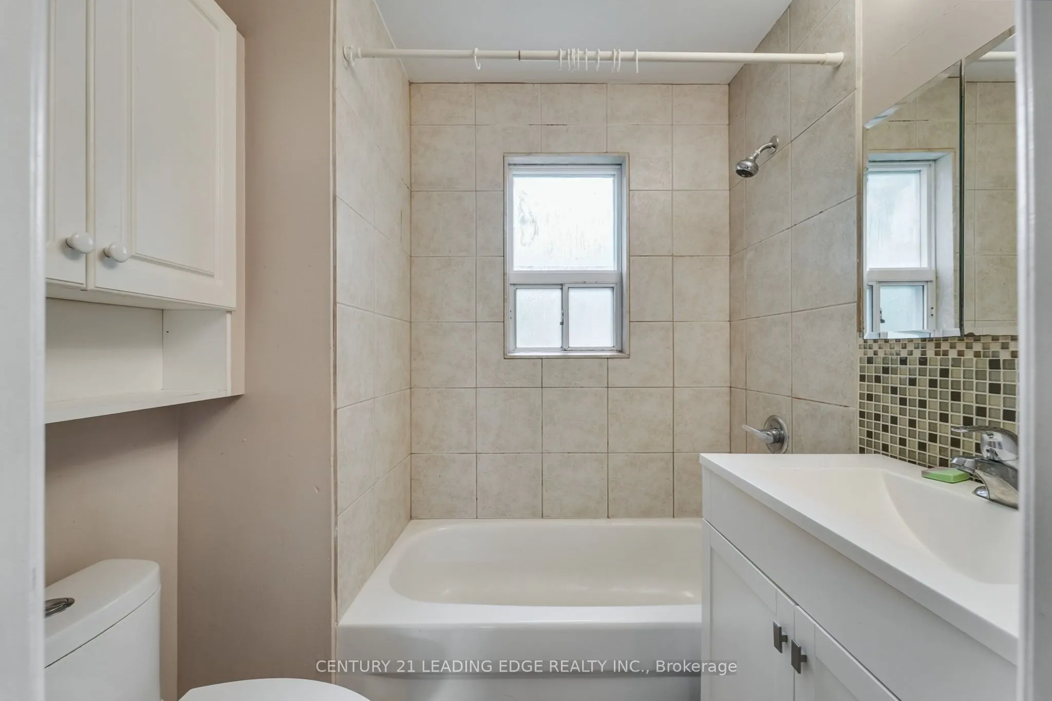 115 Darlingside Drive