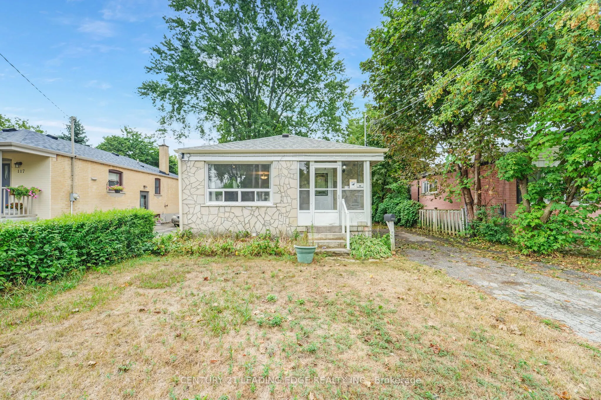 115 Darlingside Drive