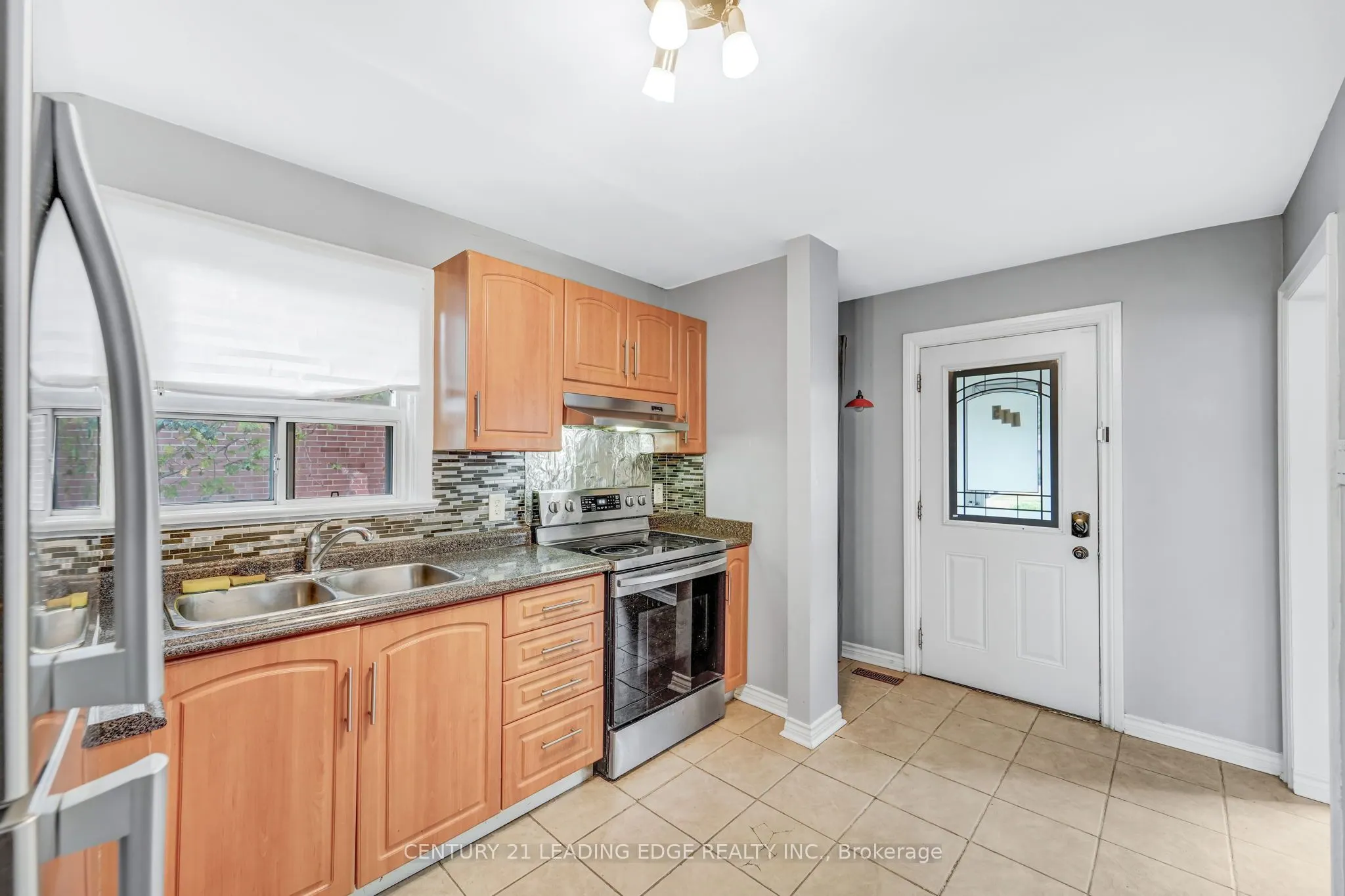 115 Darlingside Drive