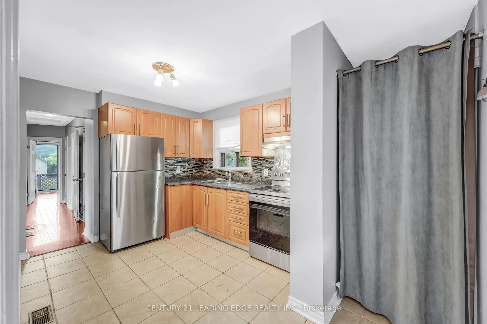 115 Darlingside Drive