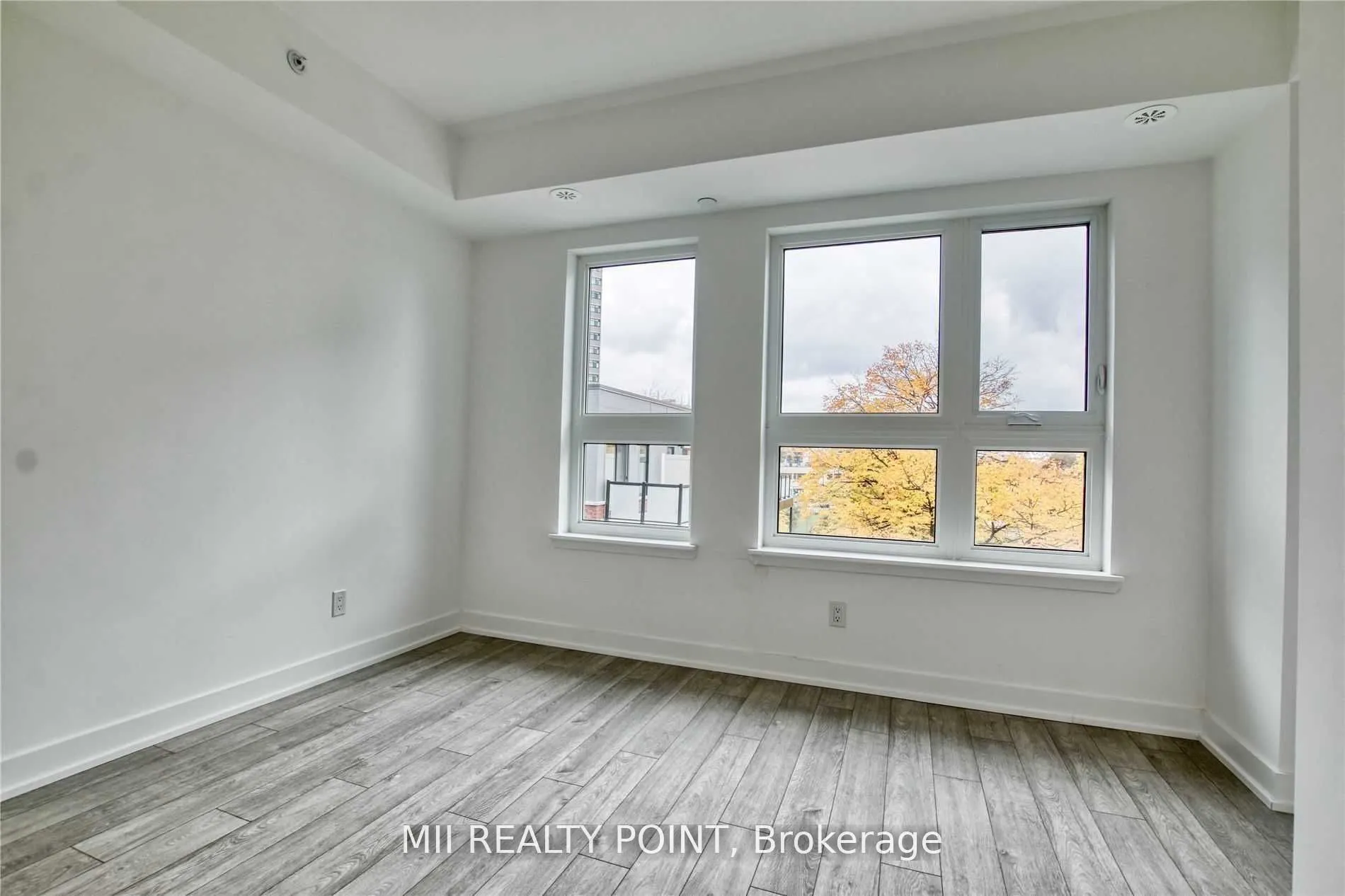 2100 Bridletowne Circ, #323