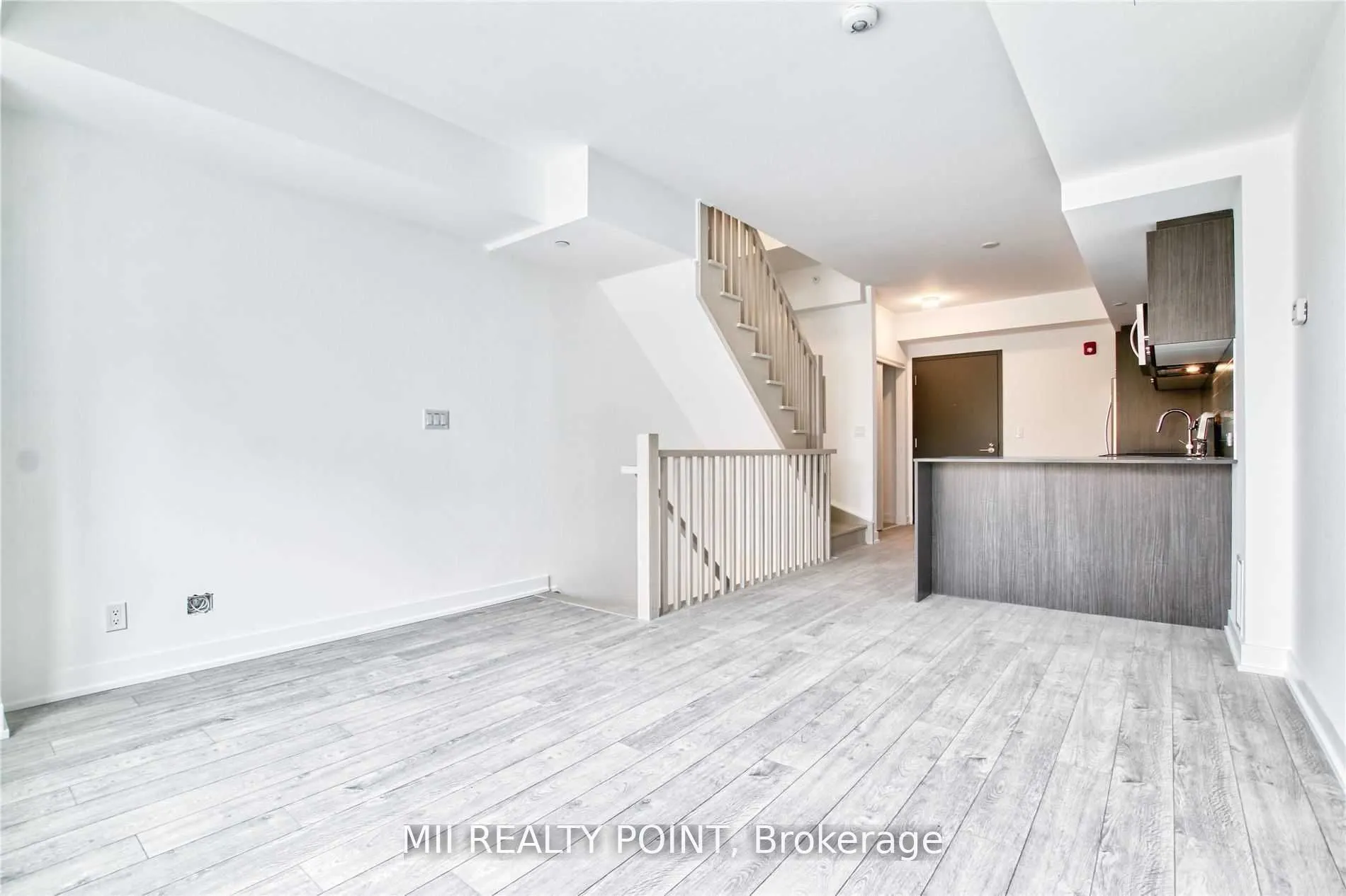 2100 Bridletowne Circ, #323