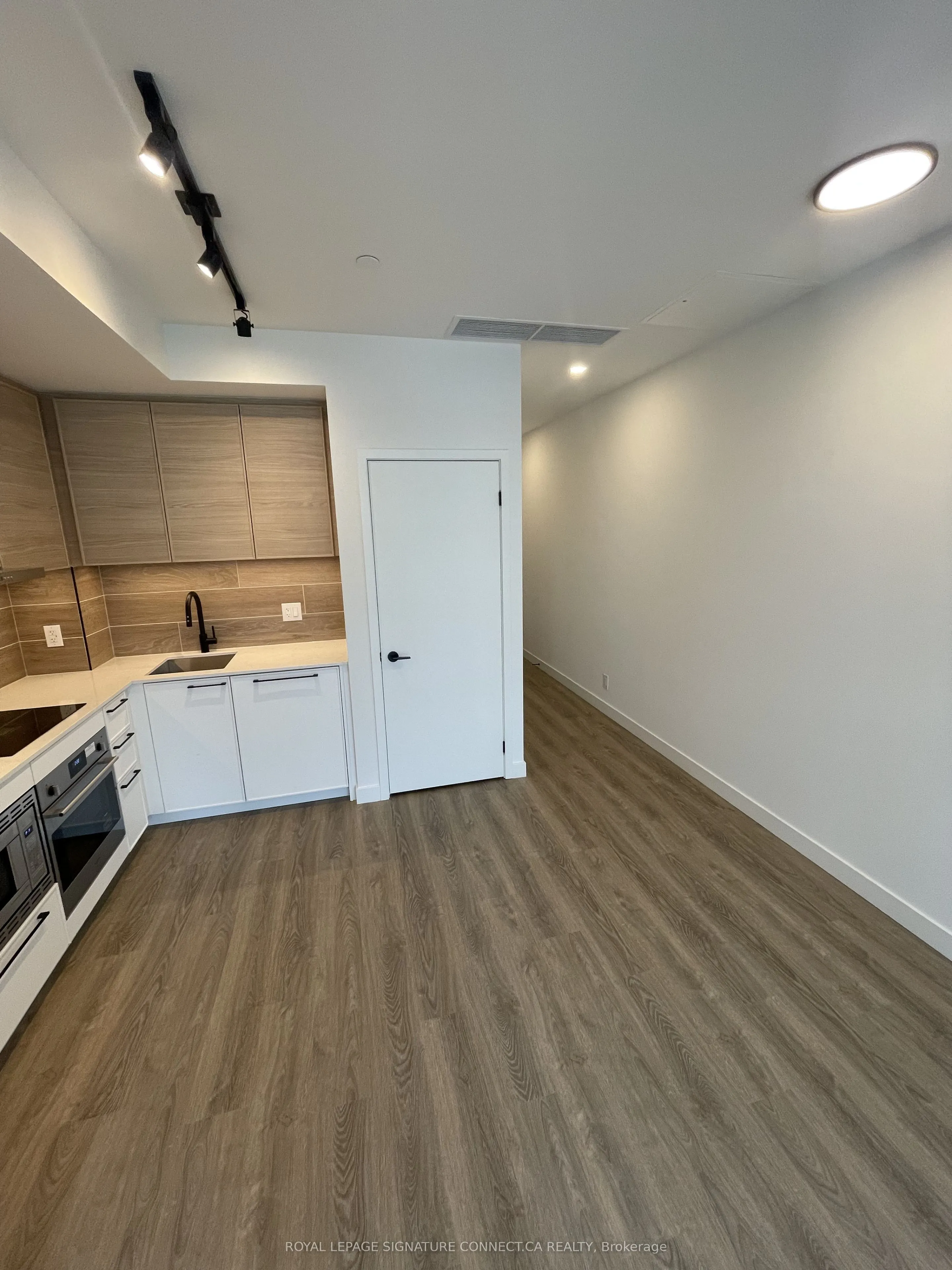 1050 Eastern Avenue, #727