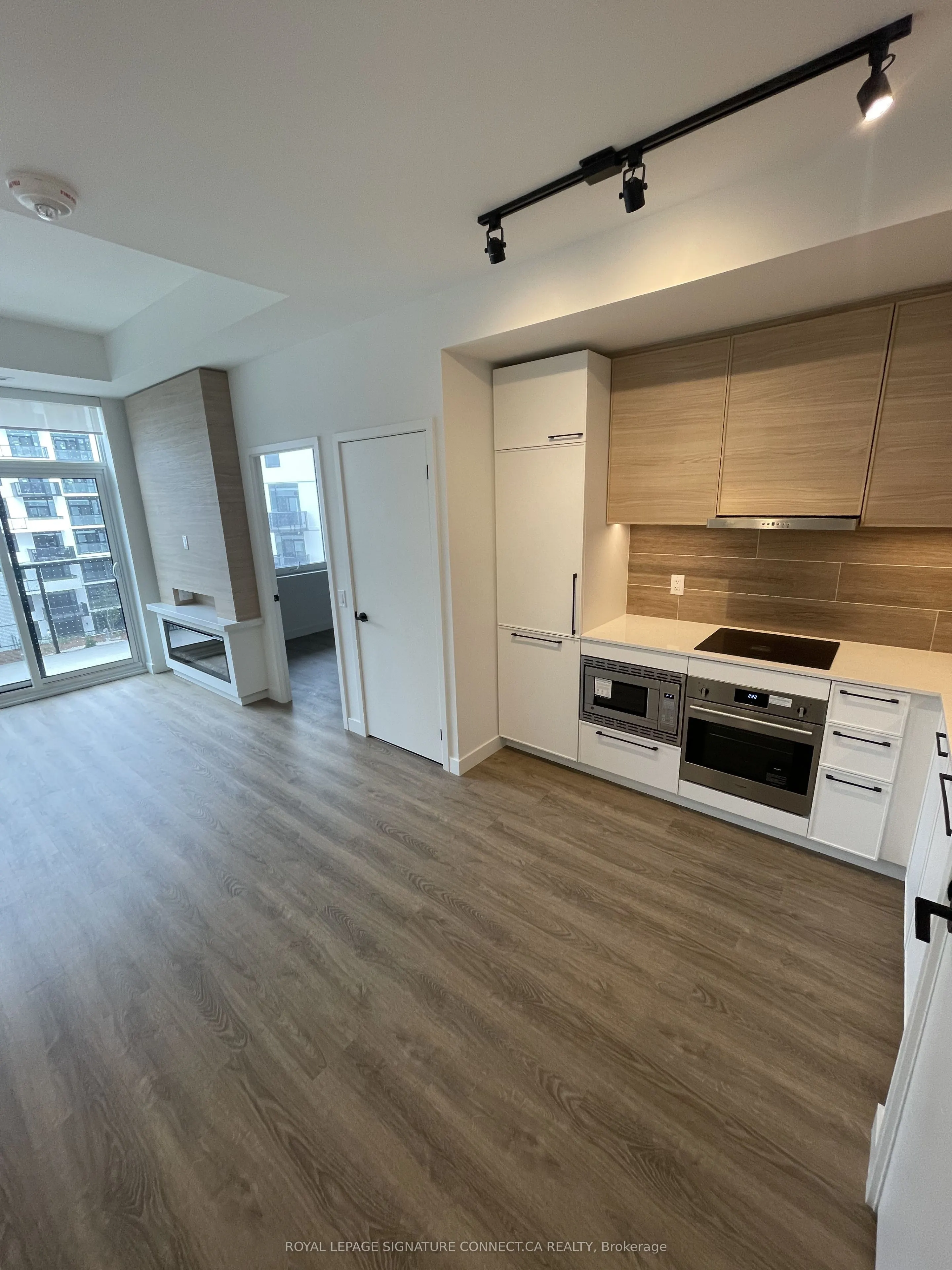 1050 Eastern Avenue, #727