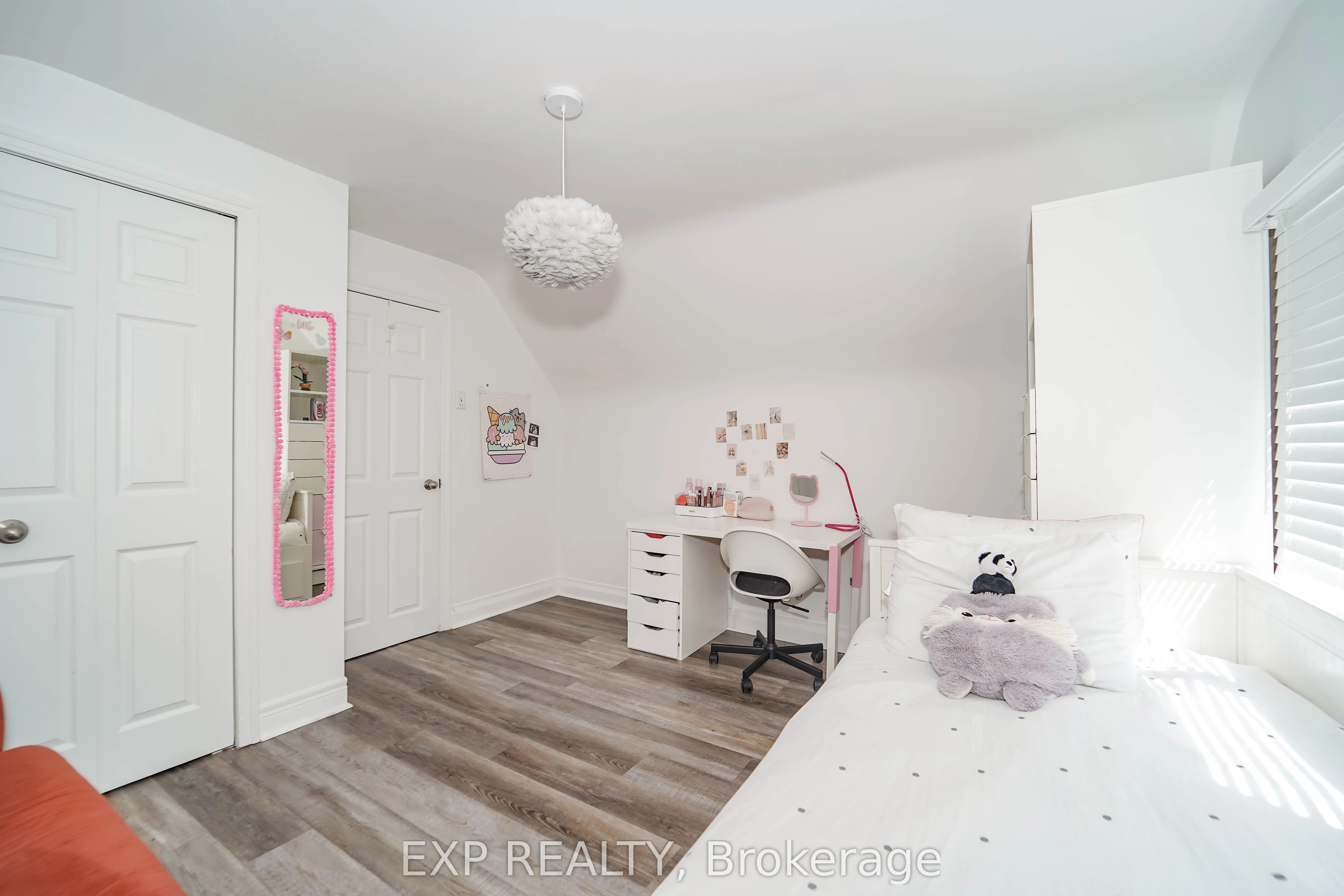 43 Southmead Road