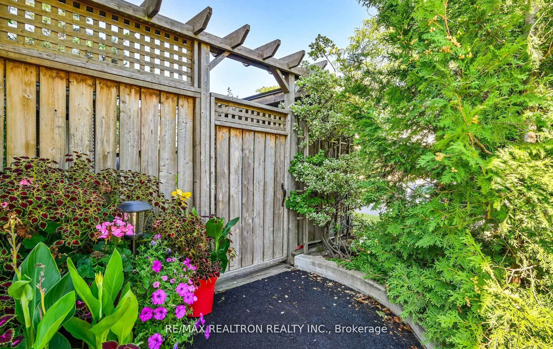1362 Everton Street, #Bsmt