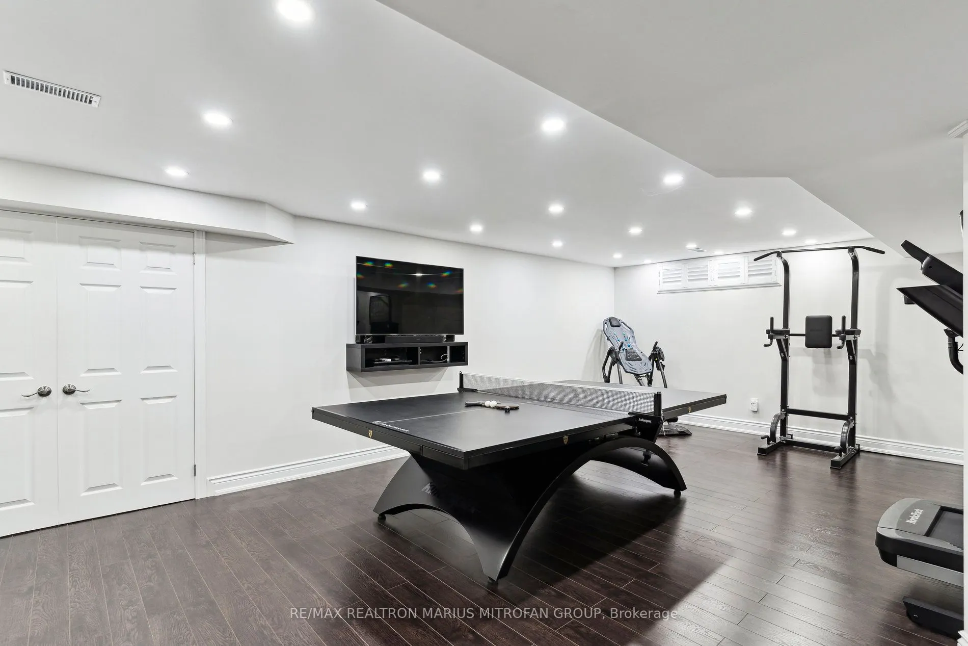 23 Steepleview Court