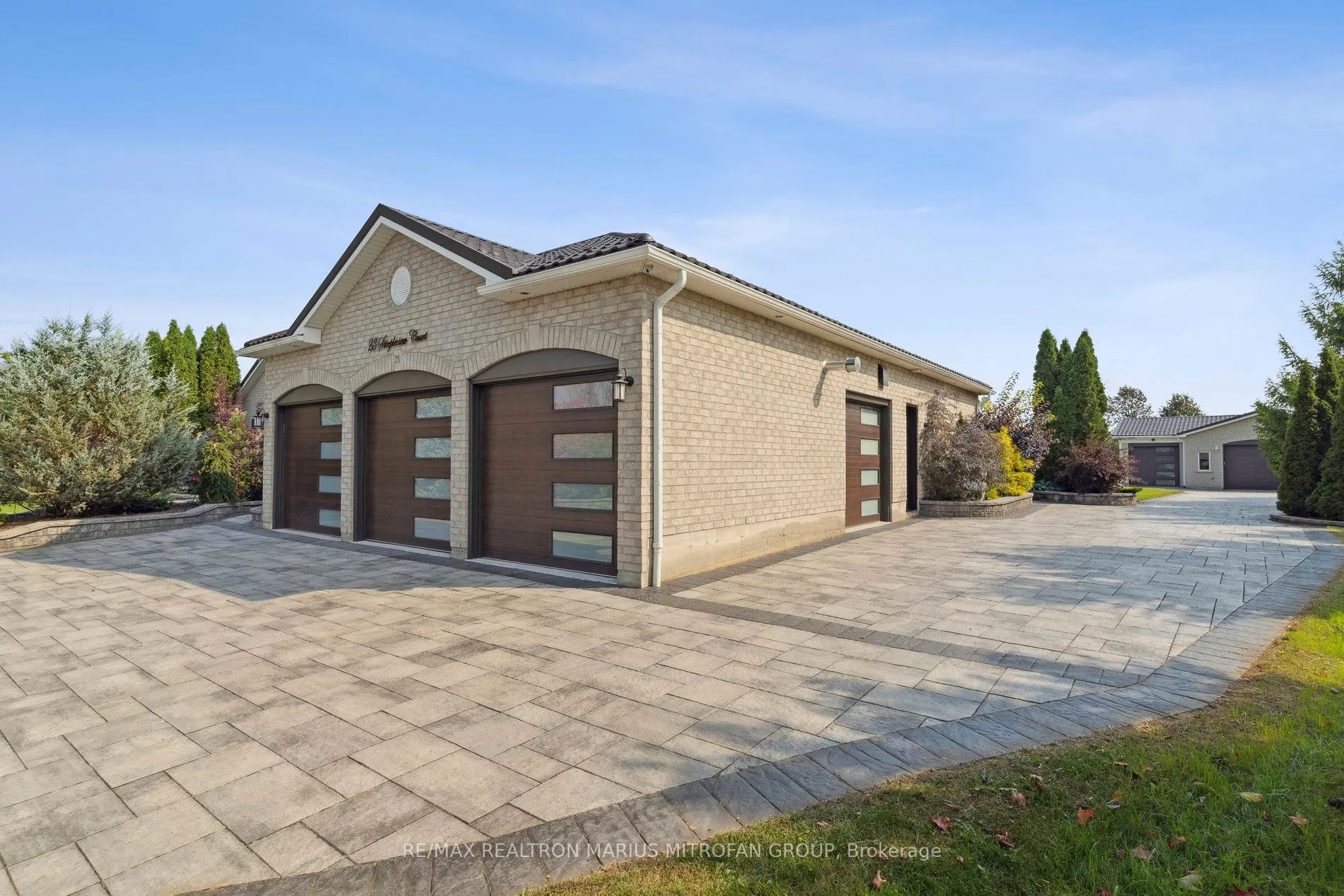 23 Steepleview Court